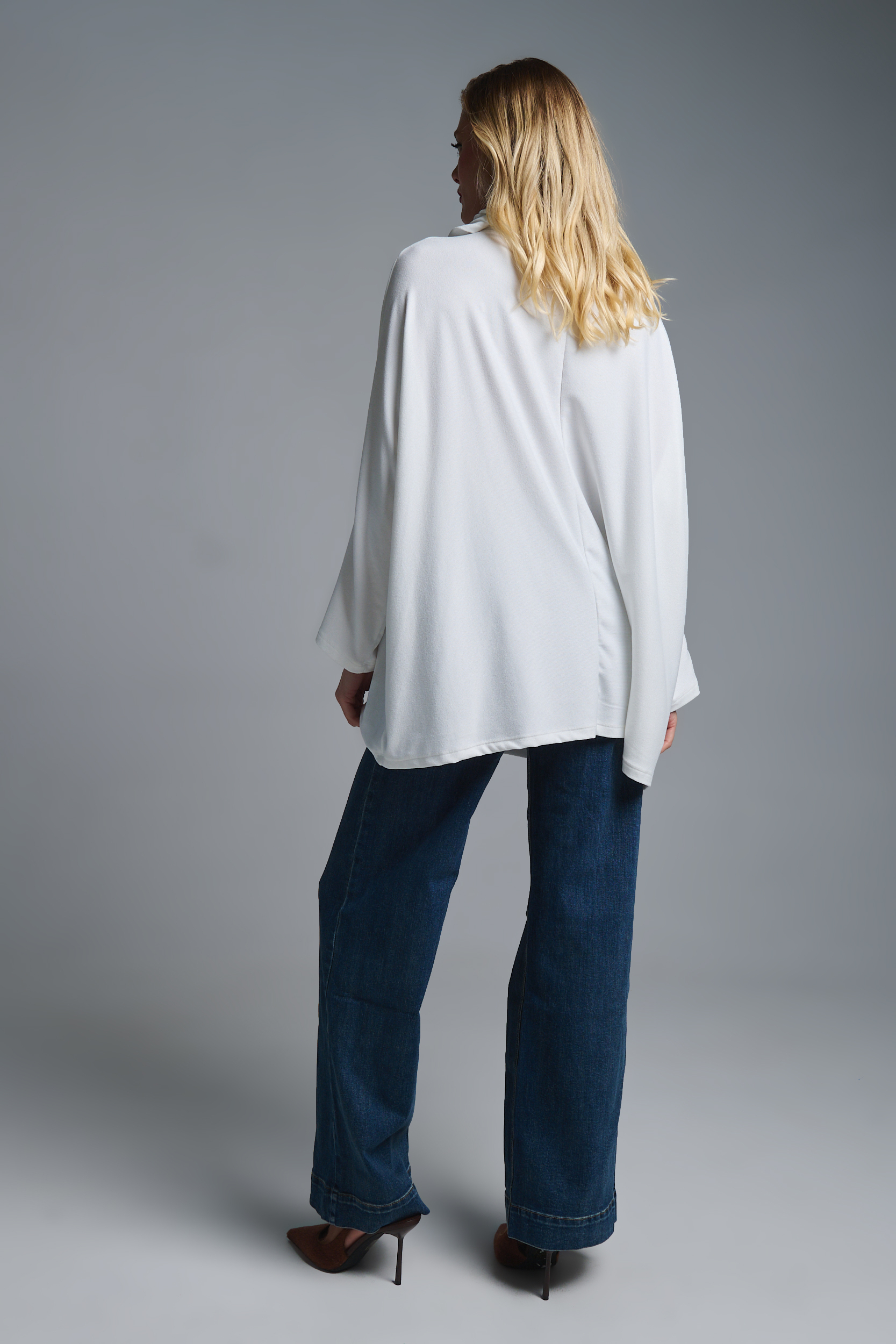 Μπλούζα Oversized Με Χαλαρό Ζιβάγκο Kellys φωτογραφία