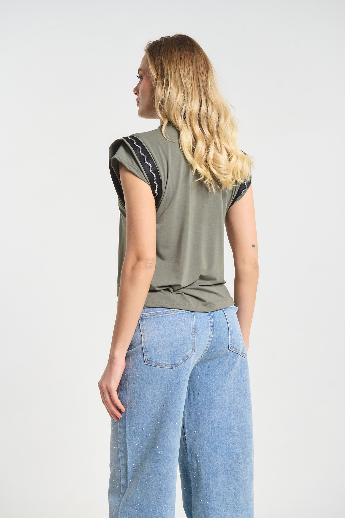 Μπλούζα Kellys Με Διακοσμητική Τρέσα Στα Μανίκια φωτογραφία