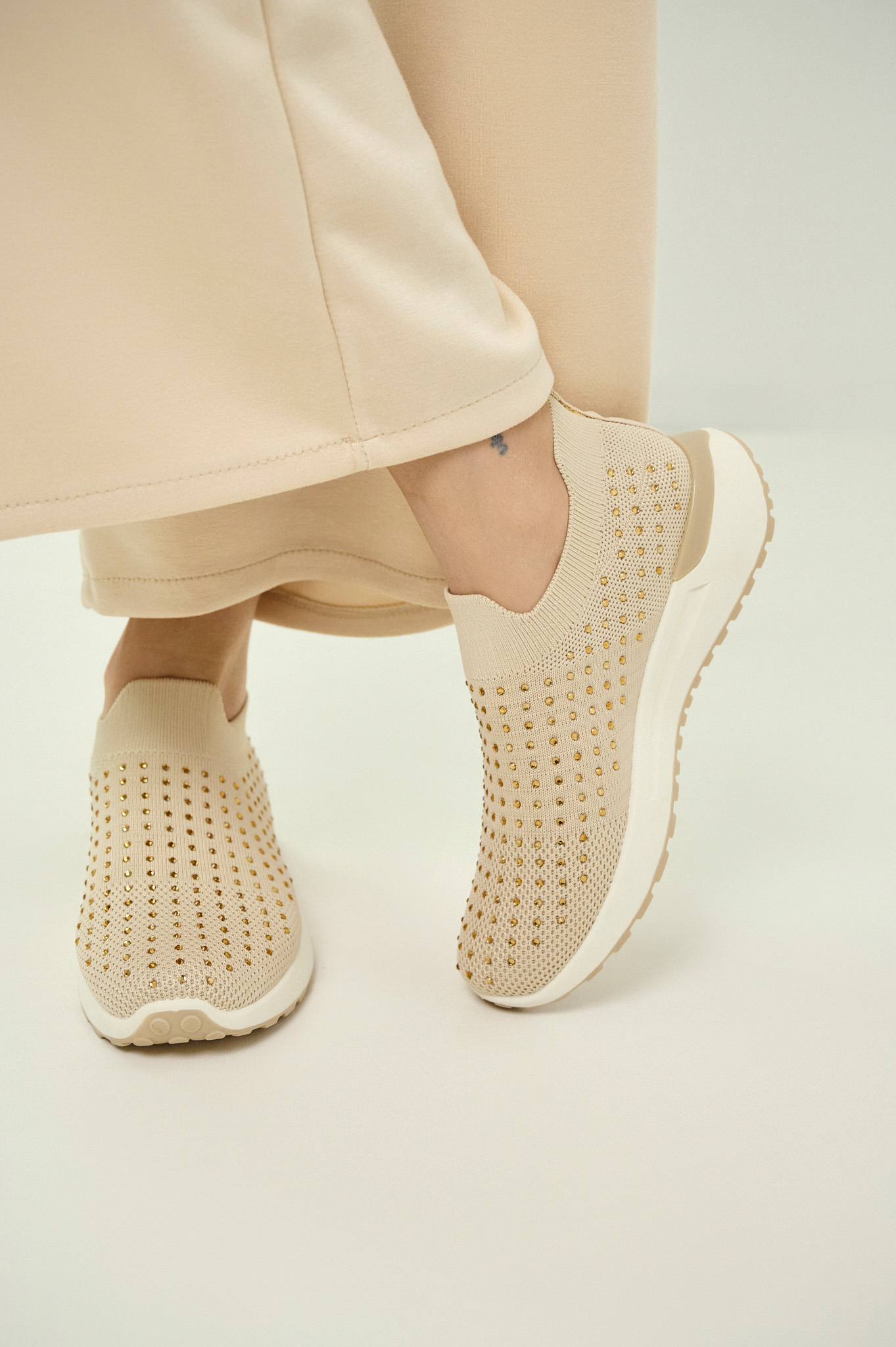  Αθλητικά Knit Slip-On Με Στρας
