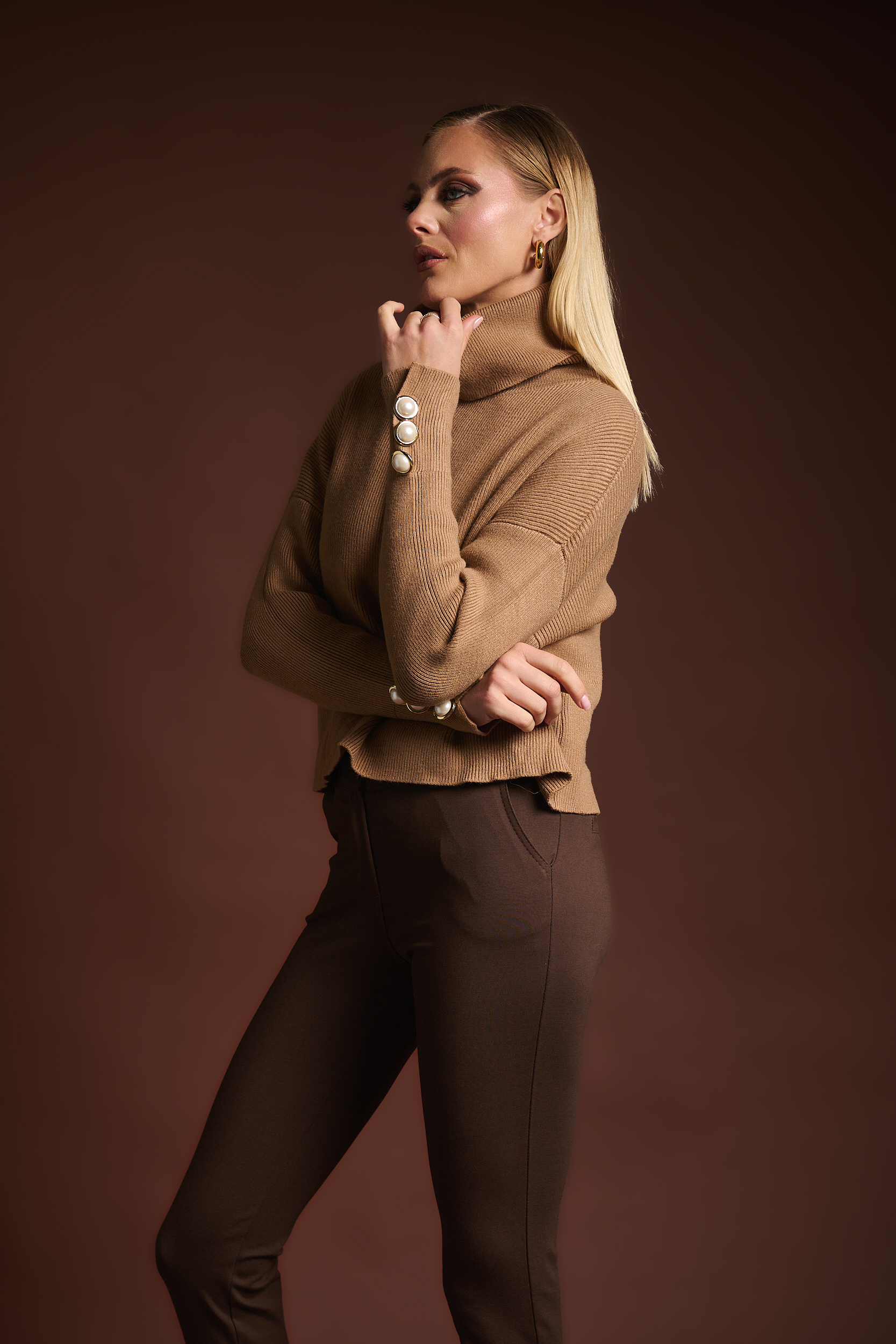 Πλεκτό Ριμπ Ζιβάγκο Με Διακοσμητικά Κουμπιά φωτογραφία