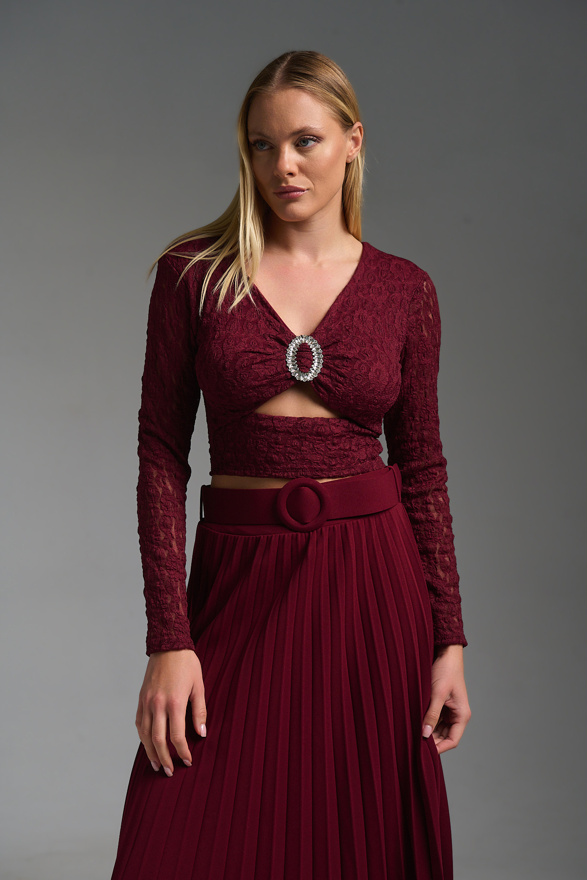 Μπλούζα Crop Δαντέλα Με Cups & Στρας Διακόσμηση