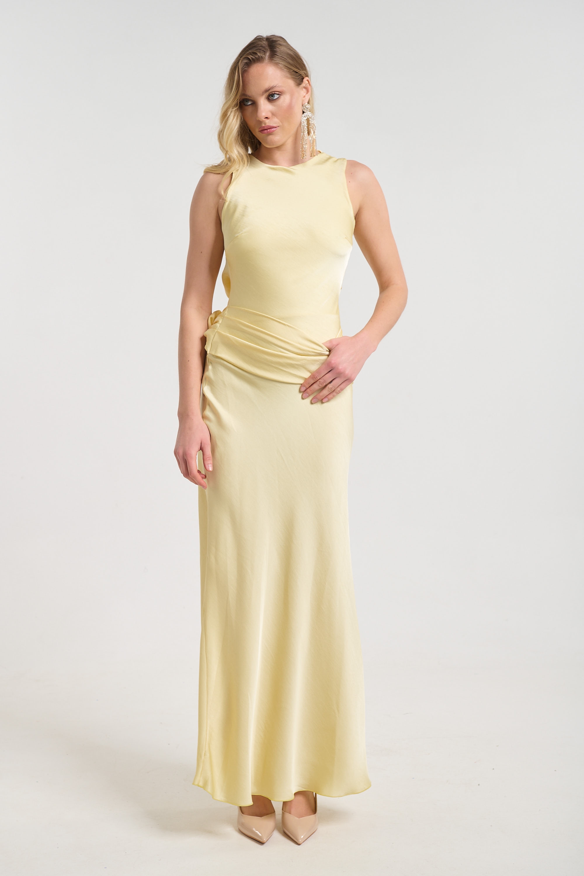  Women's Elegant Open Back Maxi Dress