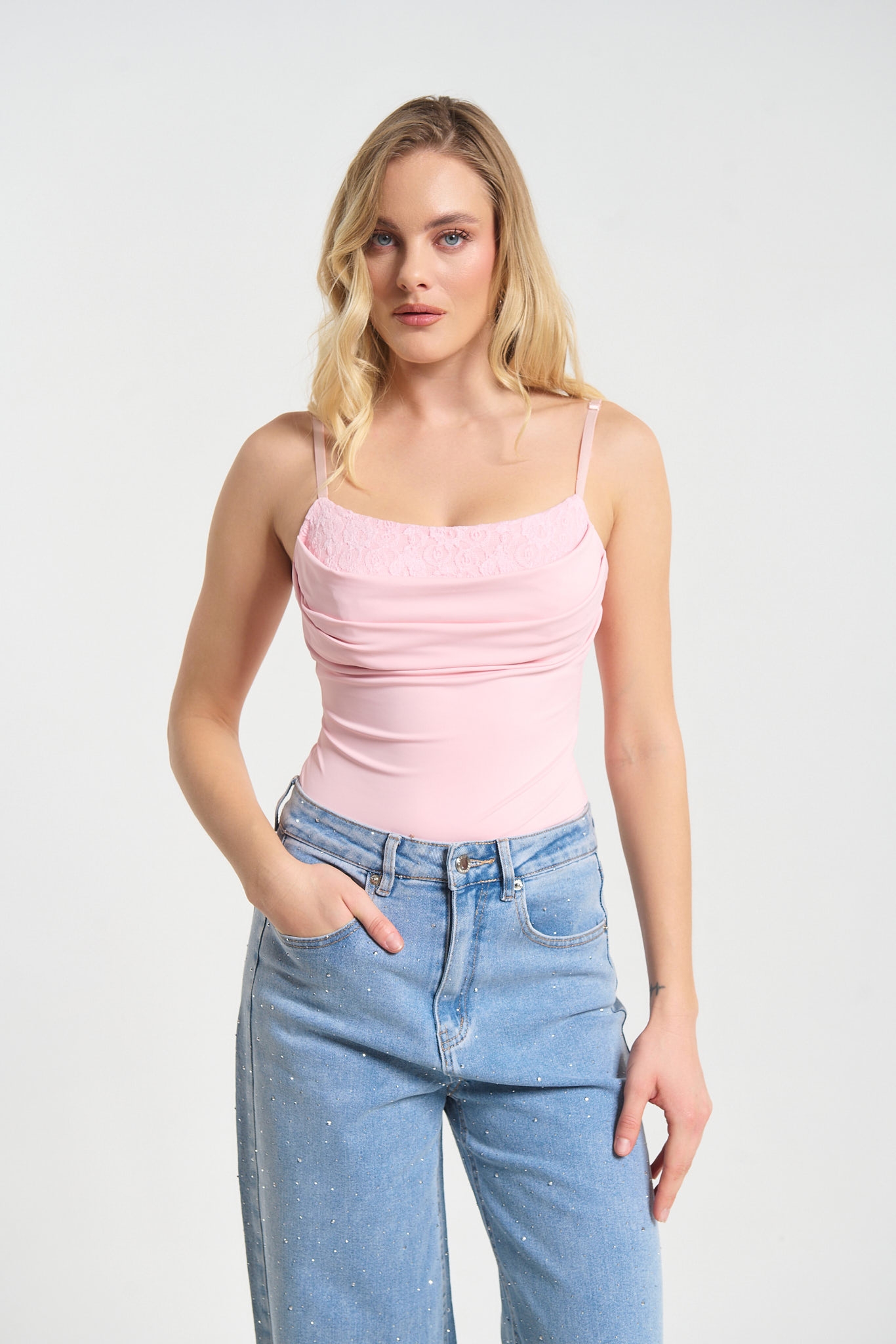 Κορμάκι Ντραπέ Με Cups & Δαντέλα