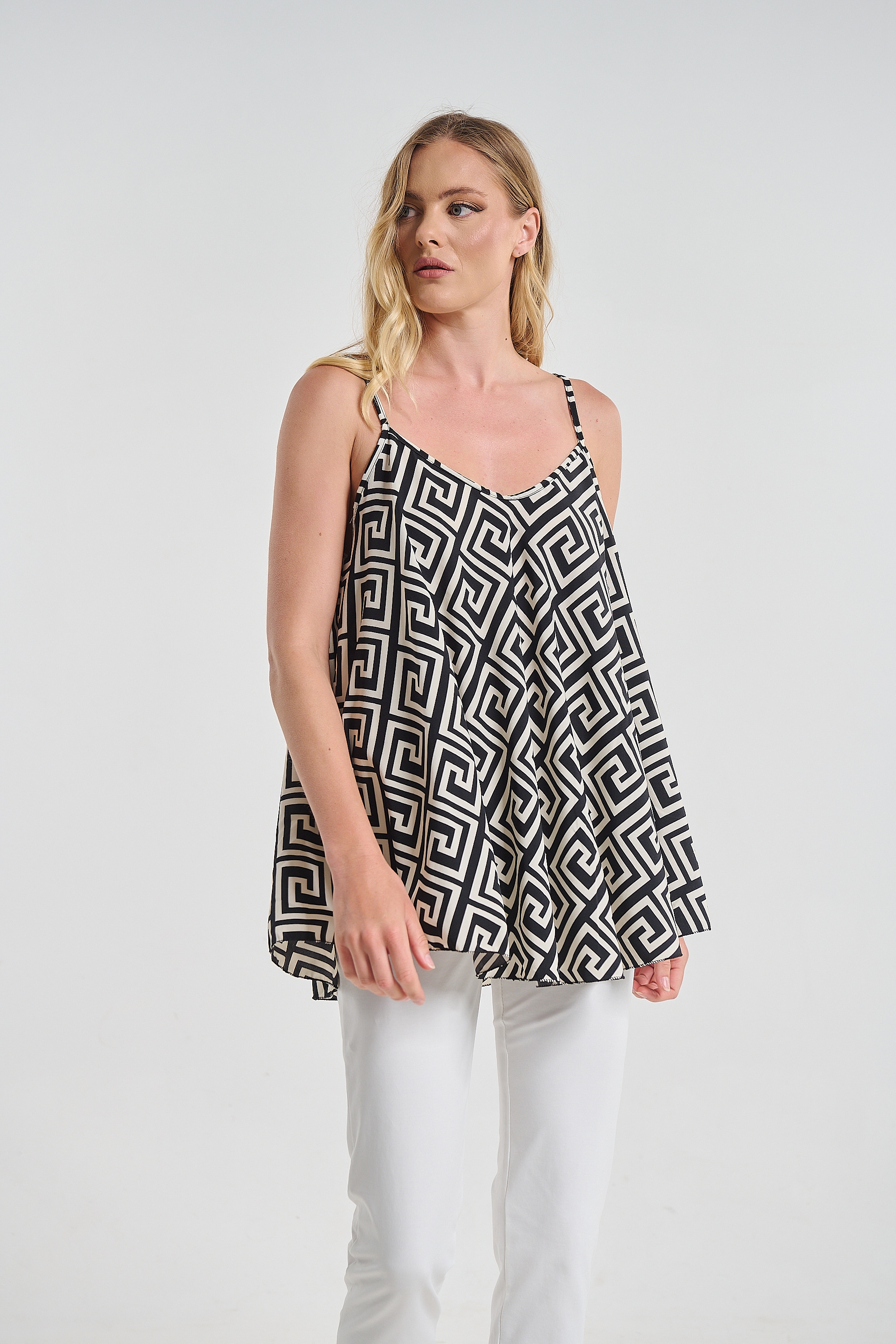Sleeveless Black White Geometric Print Top
