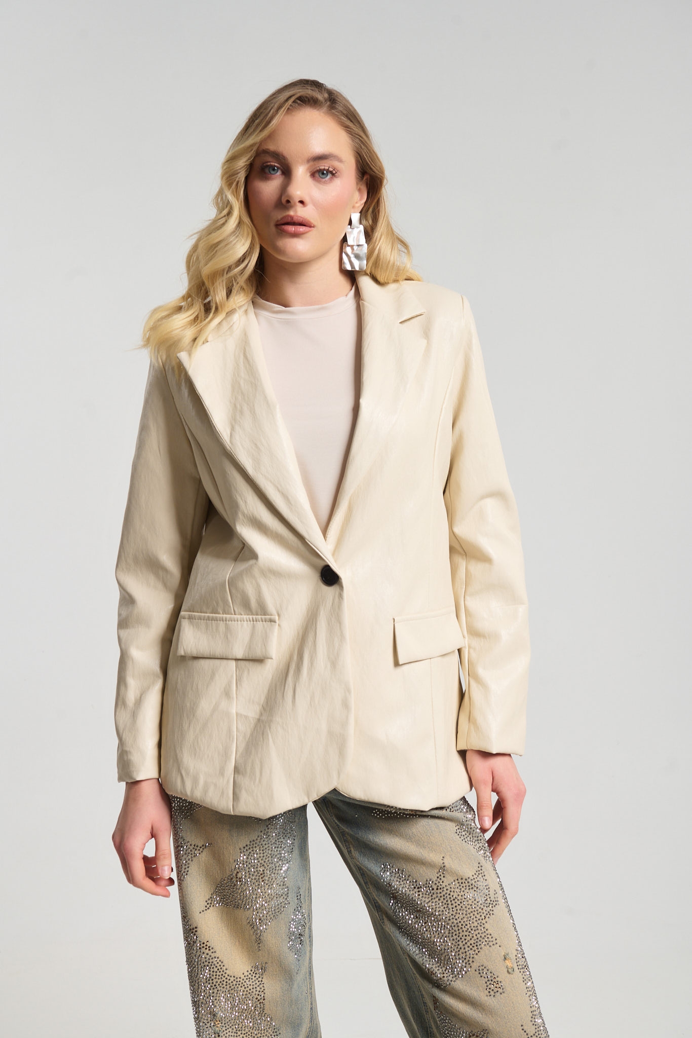 Σακάκι Με Υφή Δερματίνης Με Βάτες