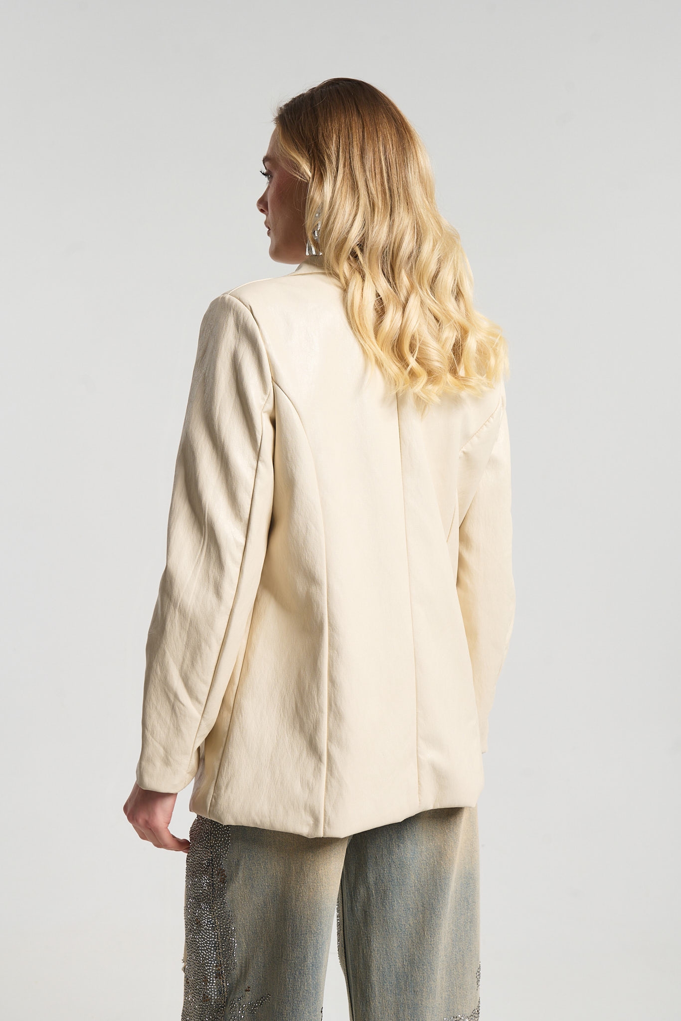 Σακάκι Με Υφή Δερματίνης Με Βάτες