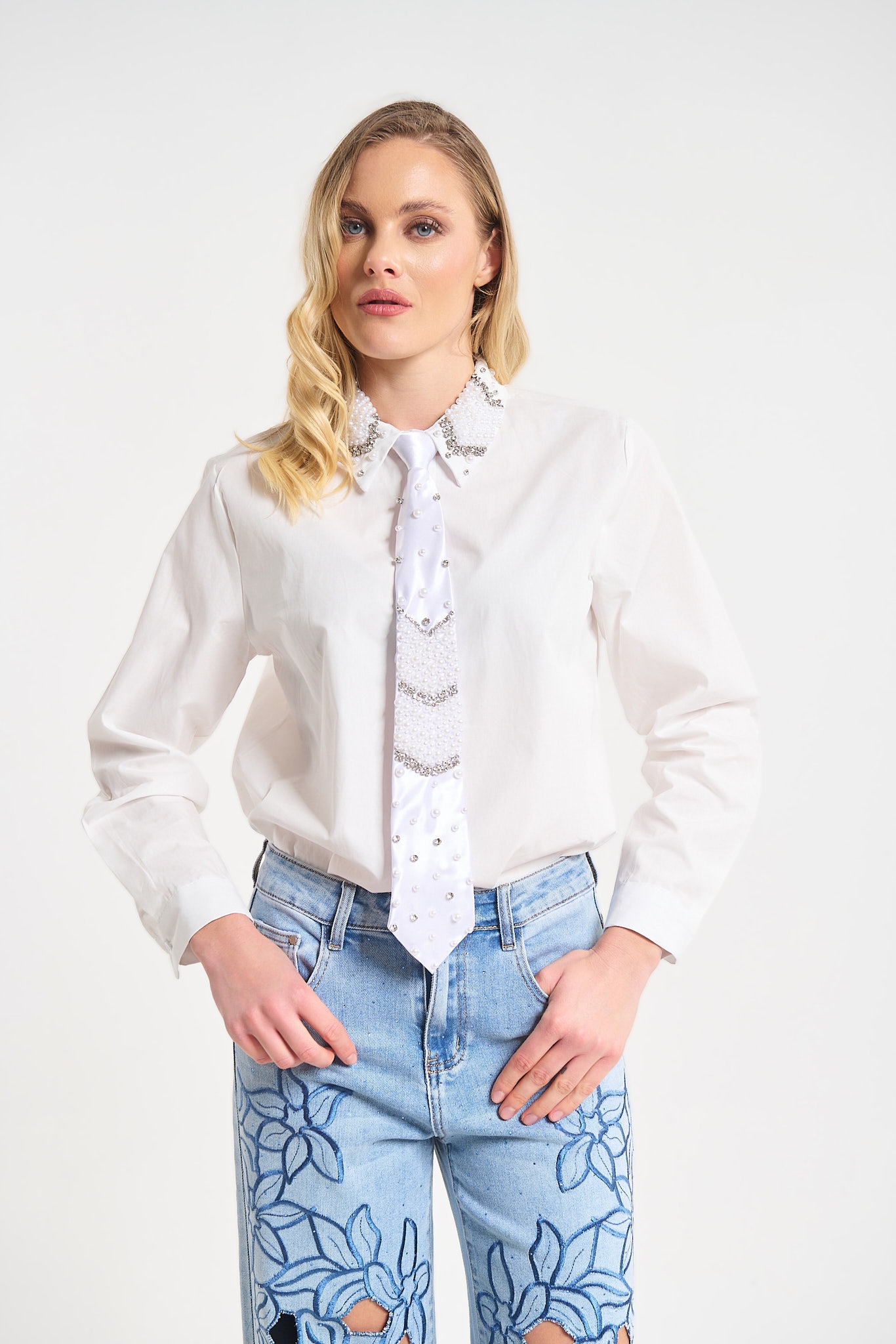 Πουκάμισο Με Διακοσμητική Γραβάτα & Πέρλες