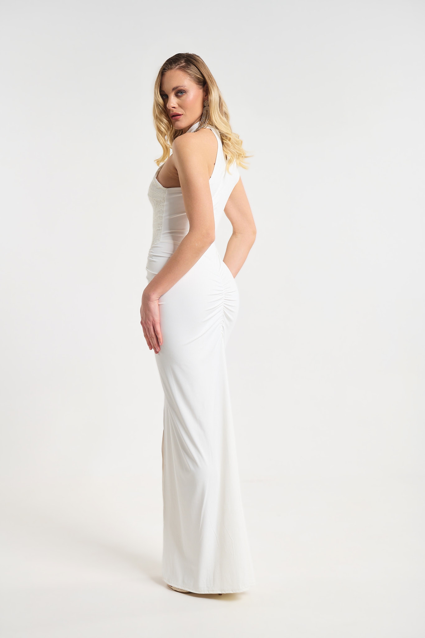 Φόρεμα Maxi Halter Με Δαντέλα & Σκίσιμο