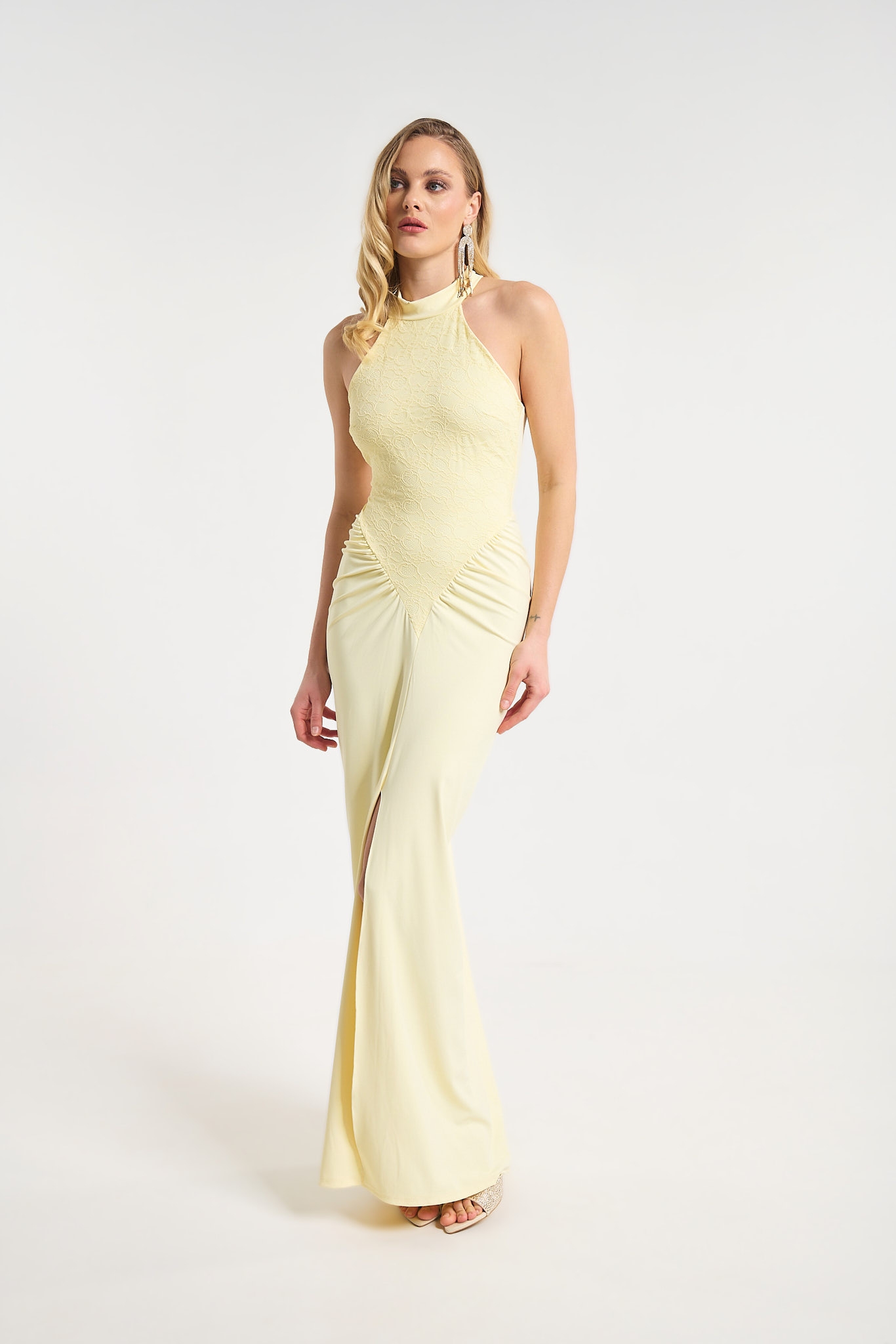 Φόρεμα Maxi Halter Με Δαντέλα & Σκίσιμο