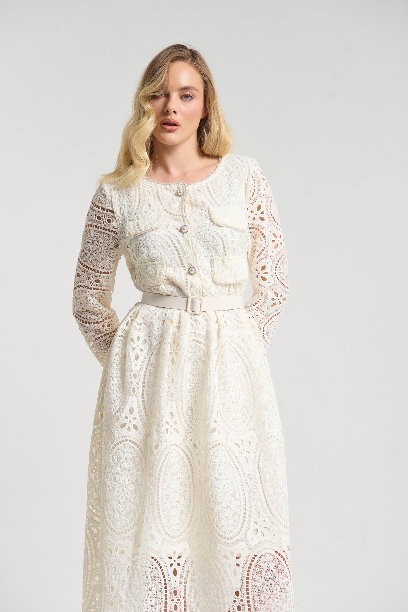 Φόρεμα Δαντέλα Με Πέρλες & Στρας