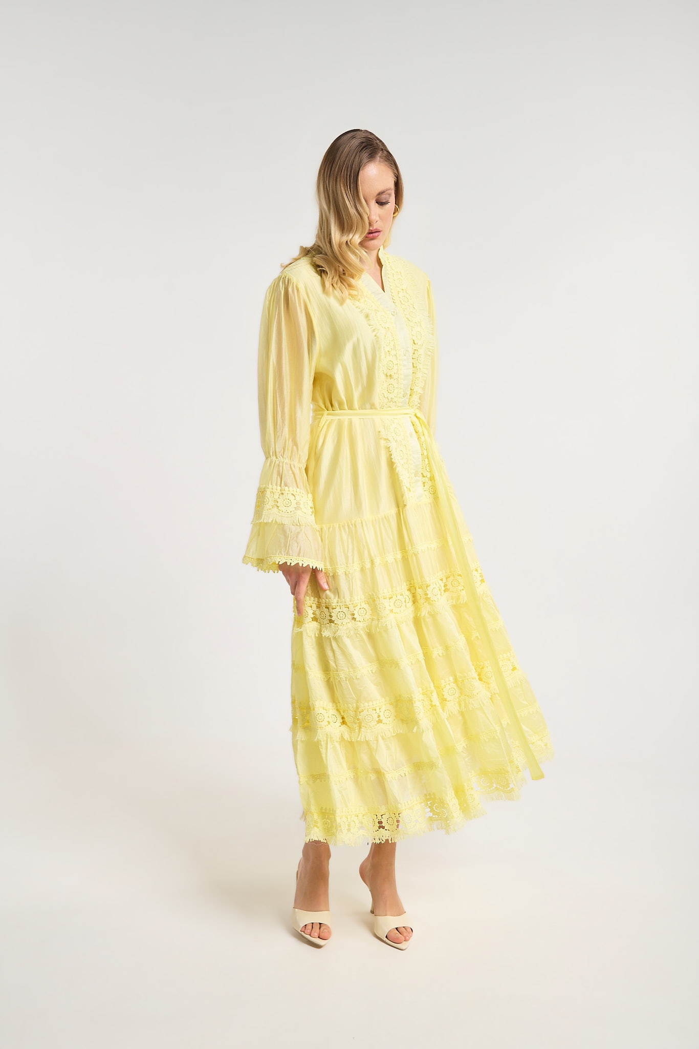 Φόρεμα Μάξι Με Δαντέλα & Ζώνη