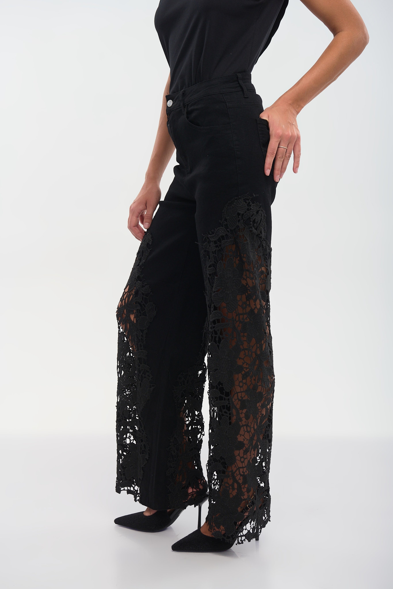 Women’s High-Waist Wide Leg Jeans with Lace Panels