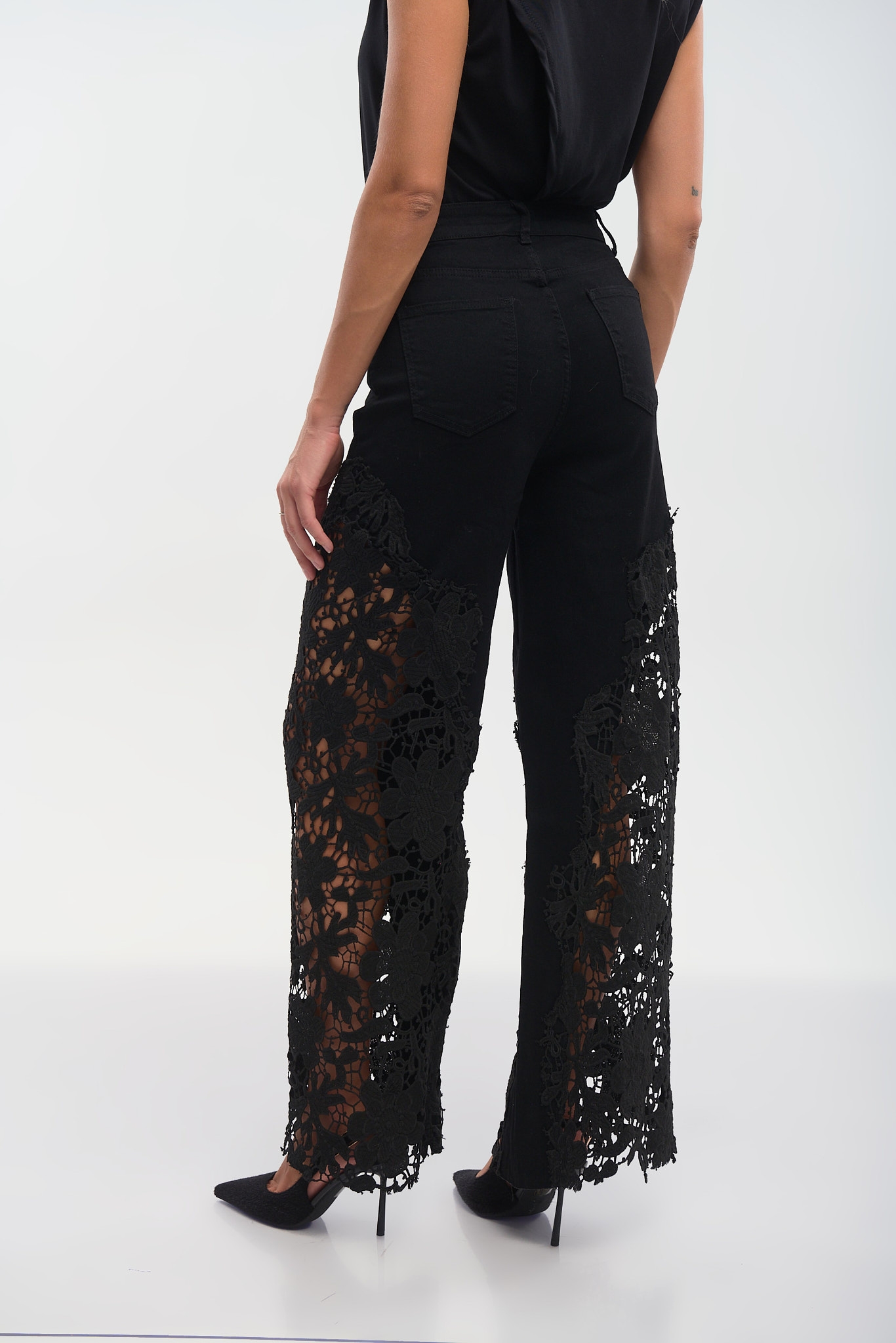 Women’s High-Waist Wide Leg Jeans with Lace Panels