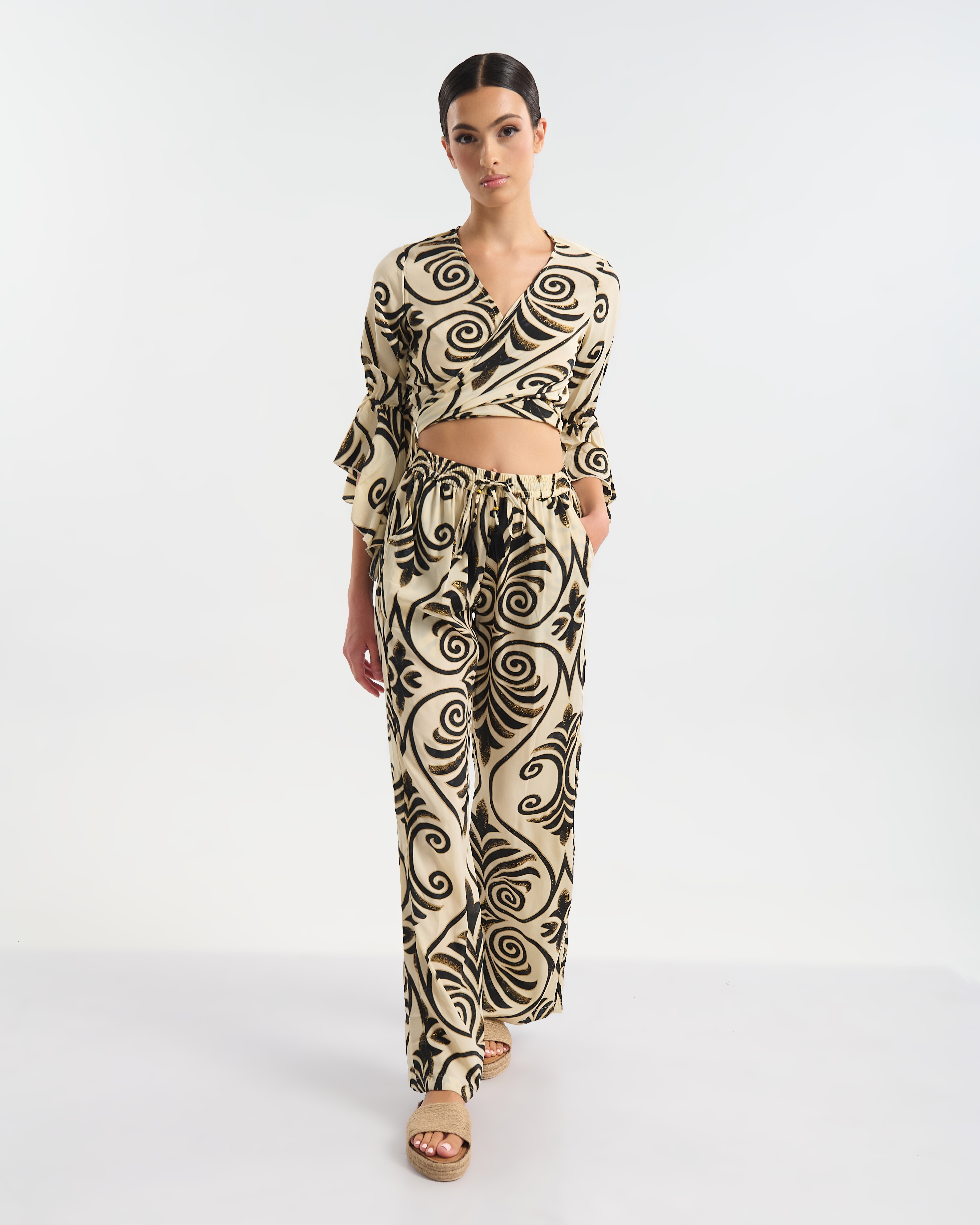 Crop Top BLE Κρουαζέ με Βολάν Μανίκια & Print