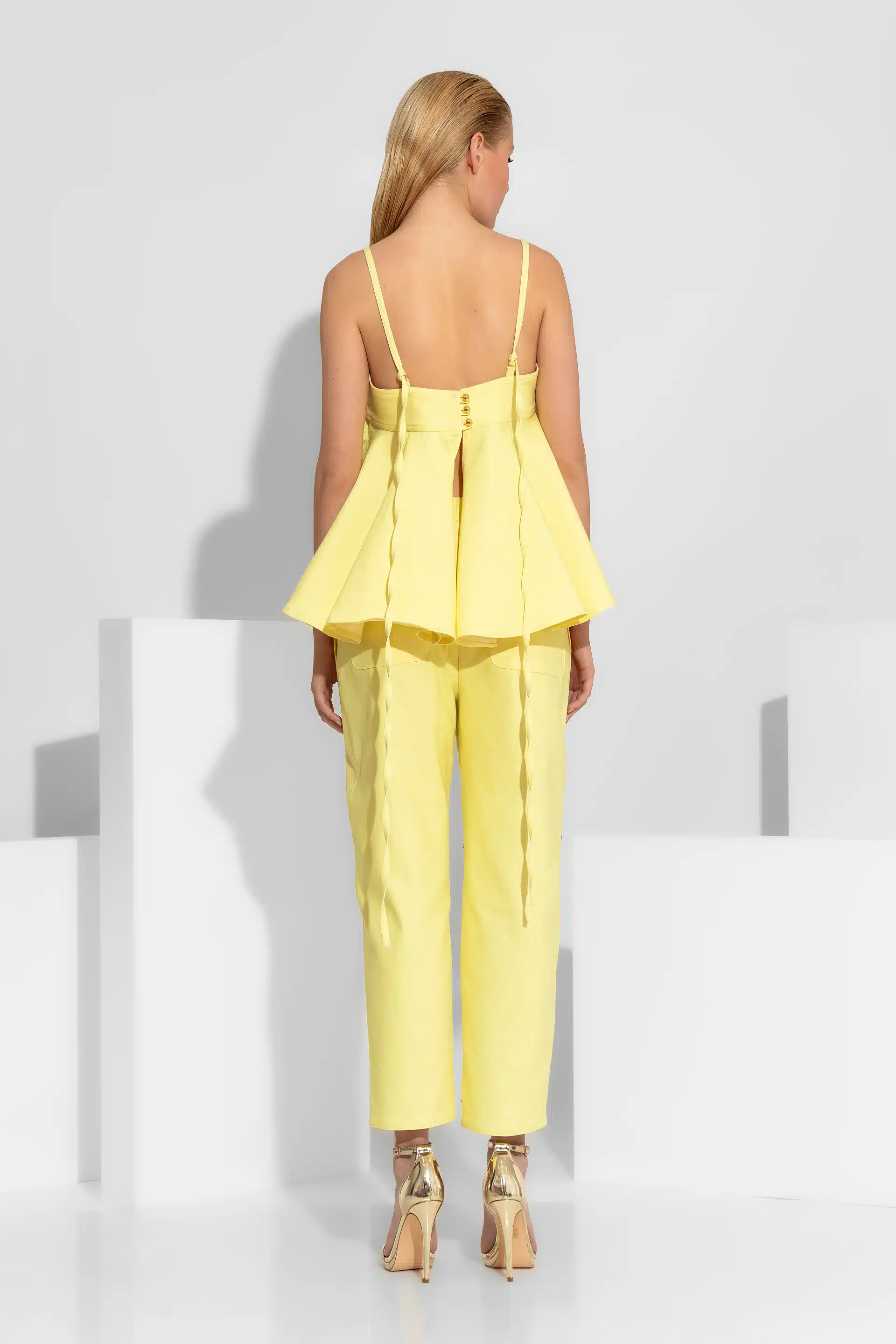 Τοπ Peplum Με Κρύσταλλα & Βολάν C-THROU