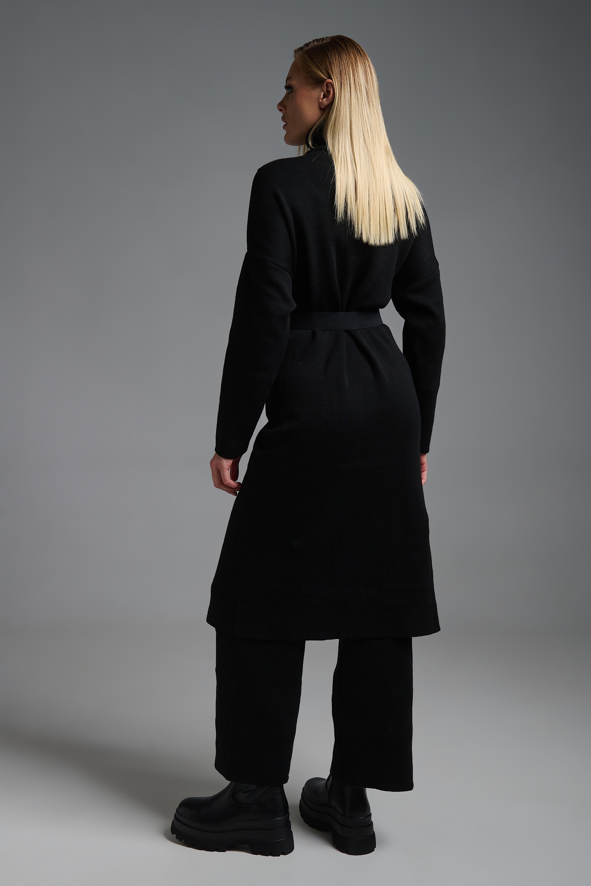 Σετ Πλεκτό Με Άνοιγμα & Ζιβάγκο