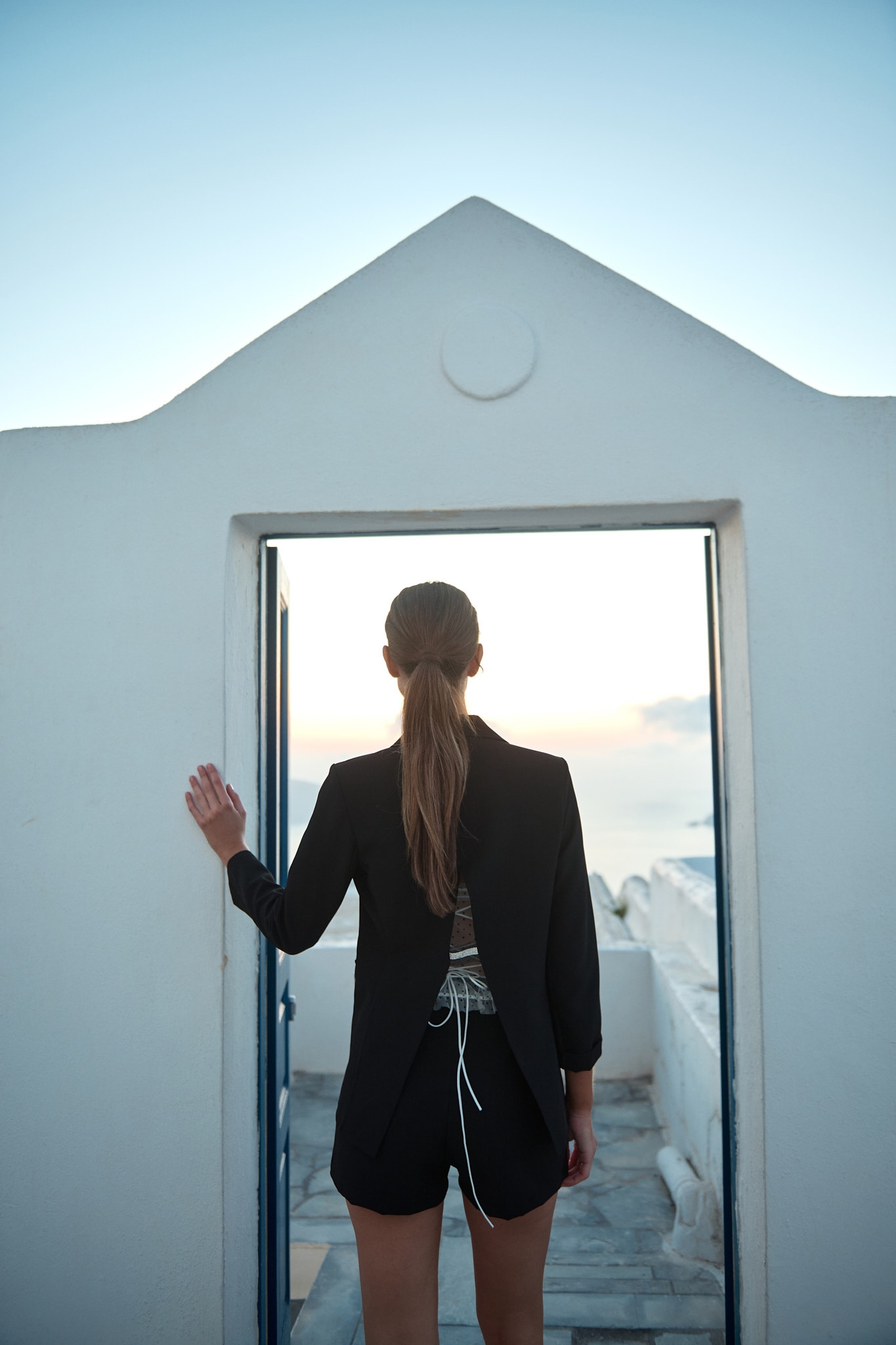 Σακάκι Με Στρας Και Open Back Kellys