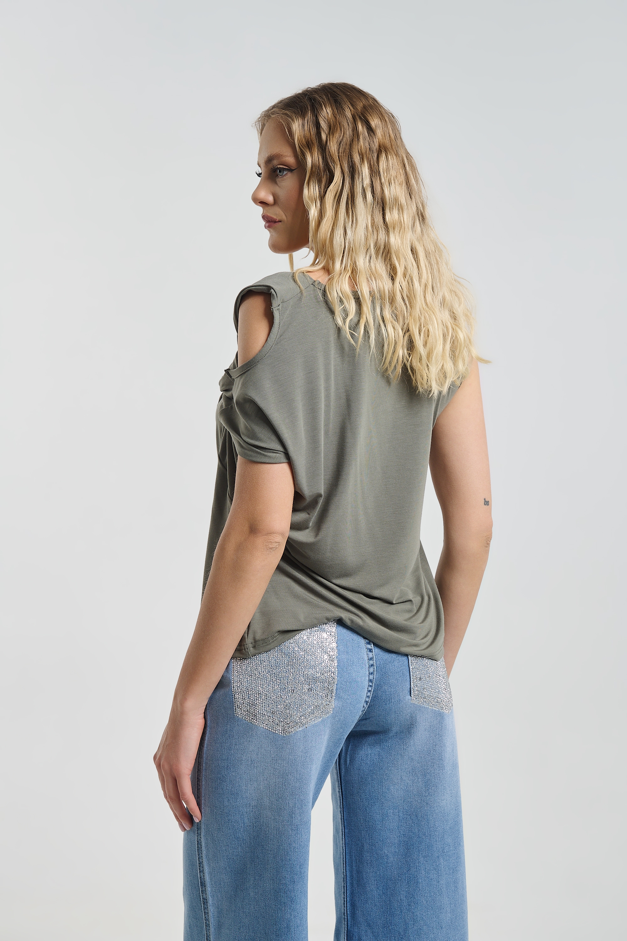Μπλούζα Kellys Ασύμμετρη Με Draped Σχέδιο