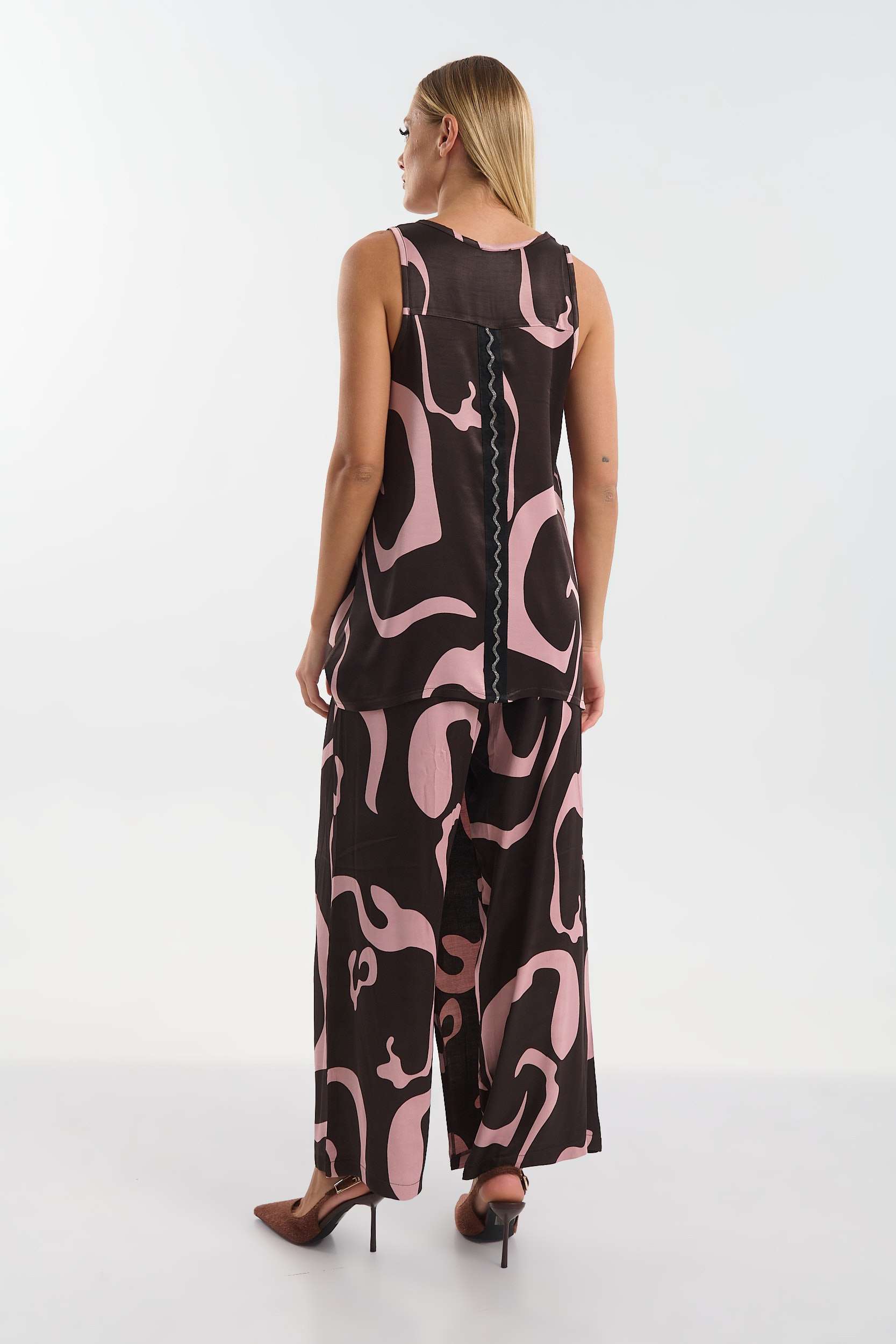 Ασύμμετρη  Μπλούζα Με Τρέσα στην Πλάτη Kellys