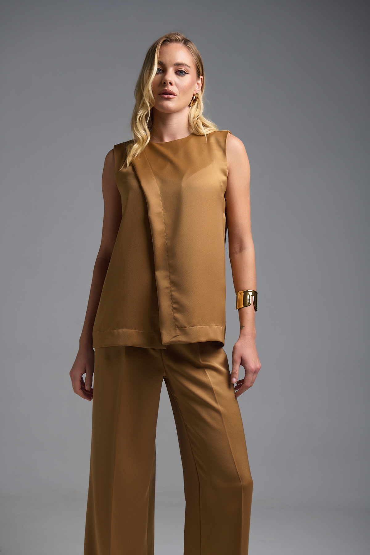 Kellys Sleeveless Blouse with Crossover Front & Hidden Back Zipper