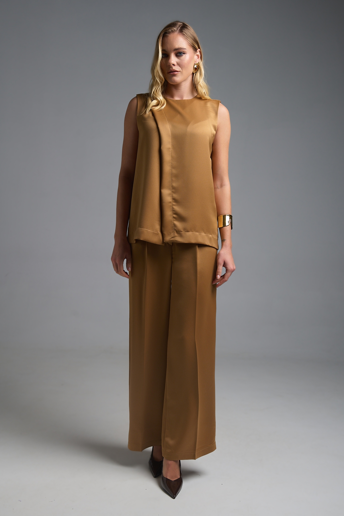 Kellys Sleeveless Blouse with Crossover Front & Hidden Back Zipper