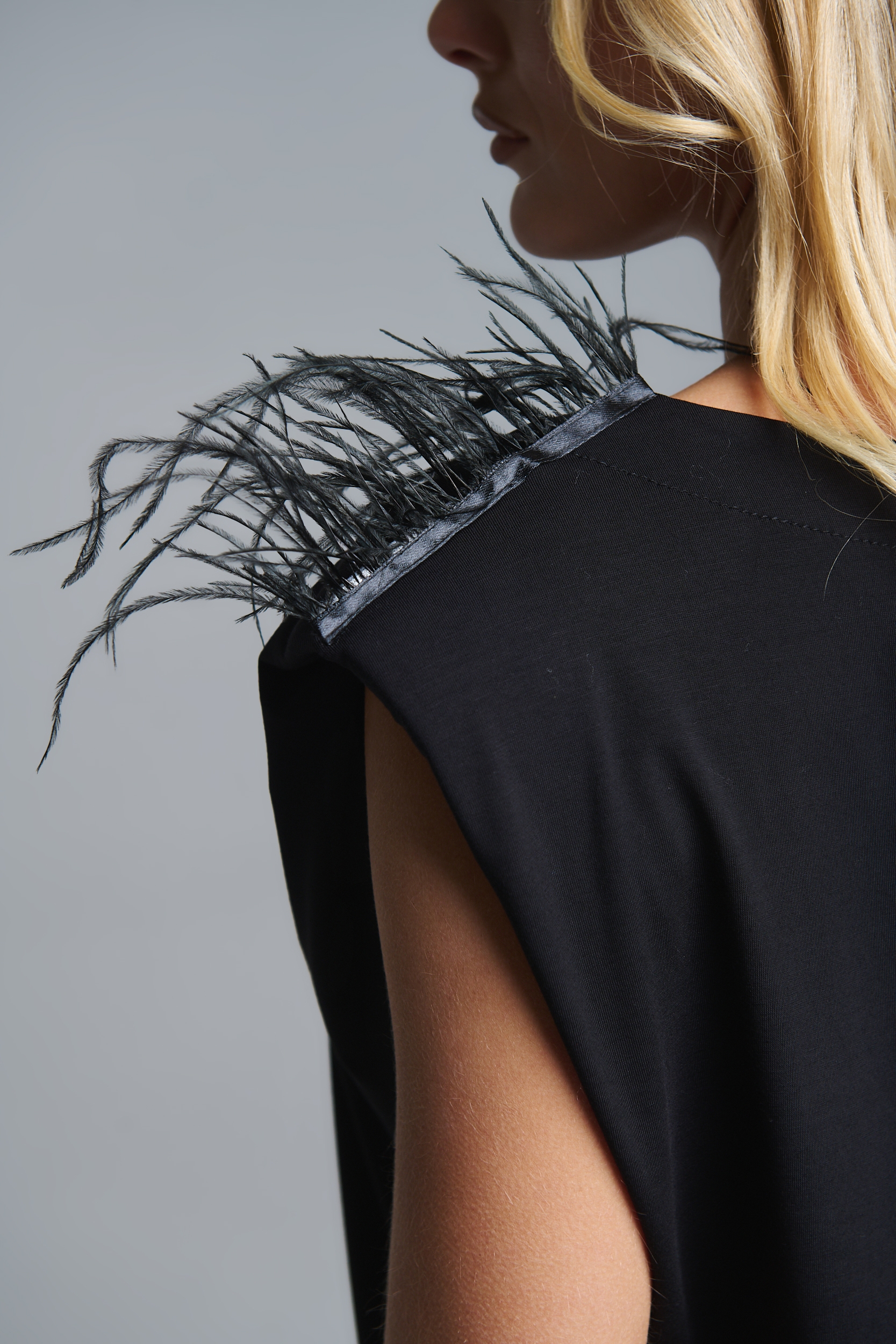 Μπλούζα Με Φτερά στους Ώμους Kelly’s 