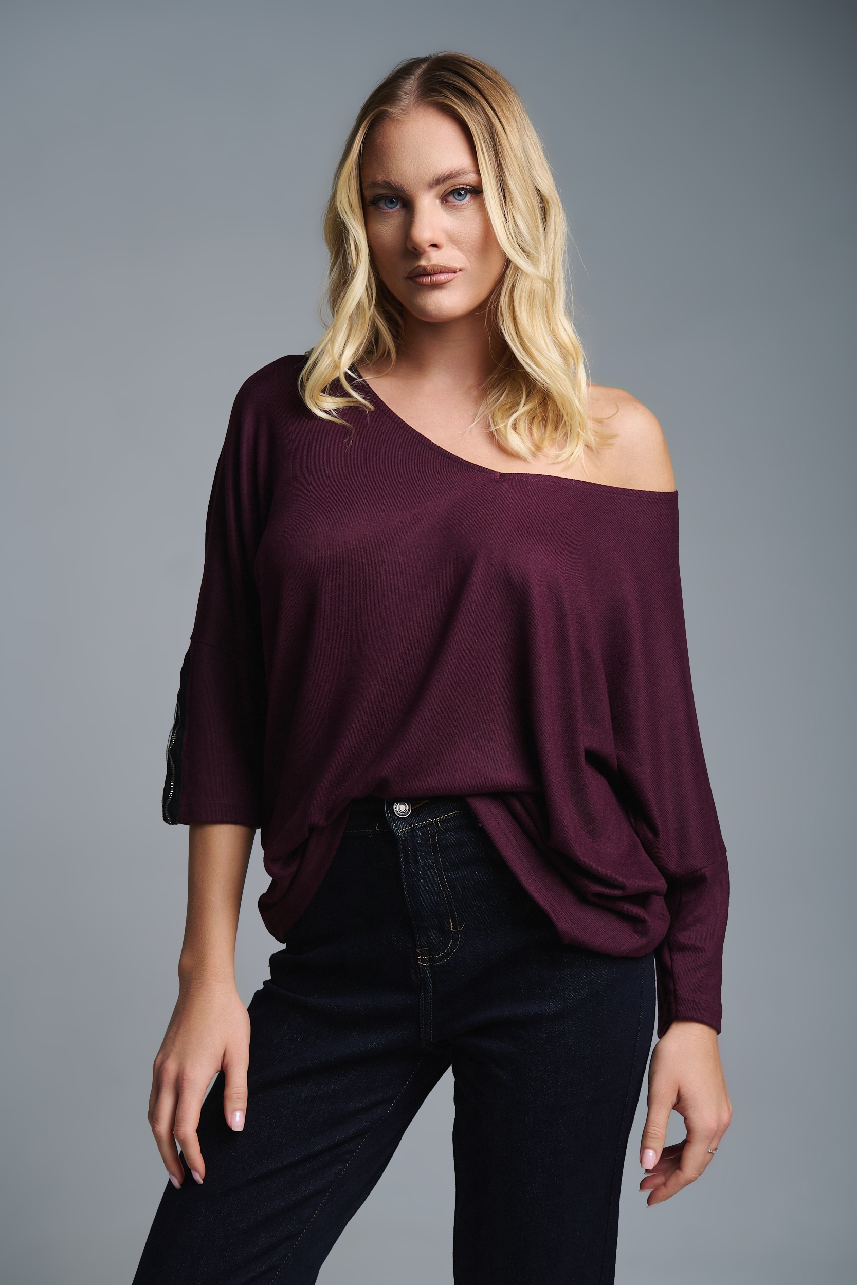 Kellys V-Neck Blouse with Rhinestone Sleeve Detail