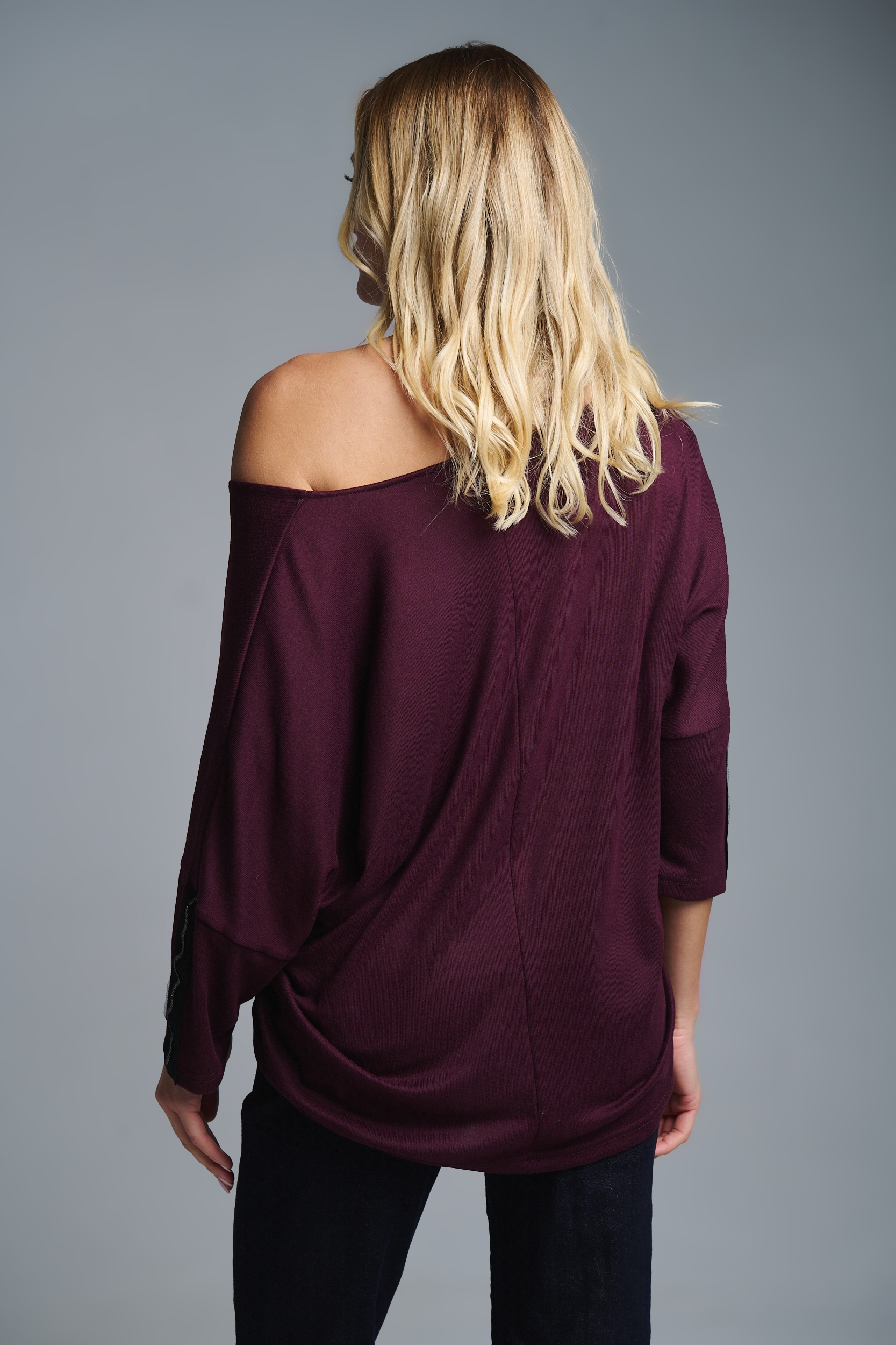 Kellys V-Neck Blouse with Rhinestone Sleeve Detail