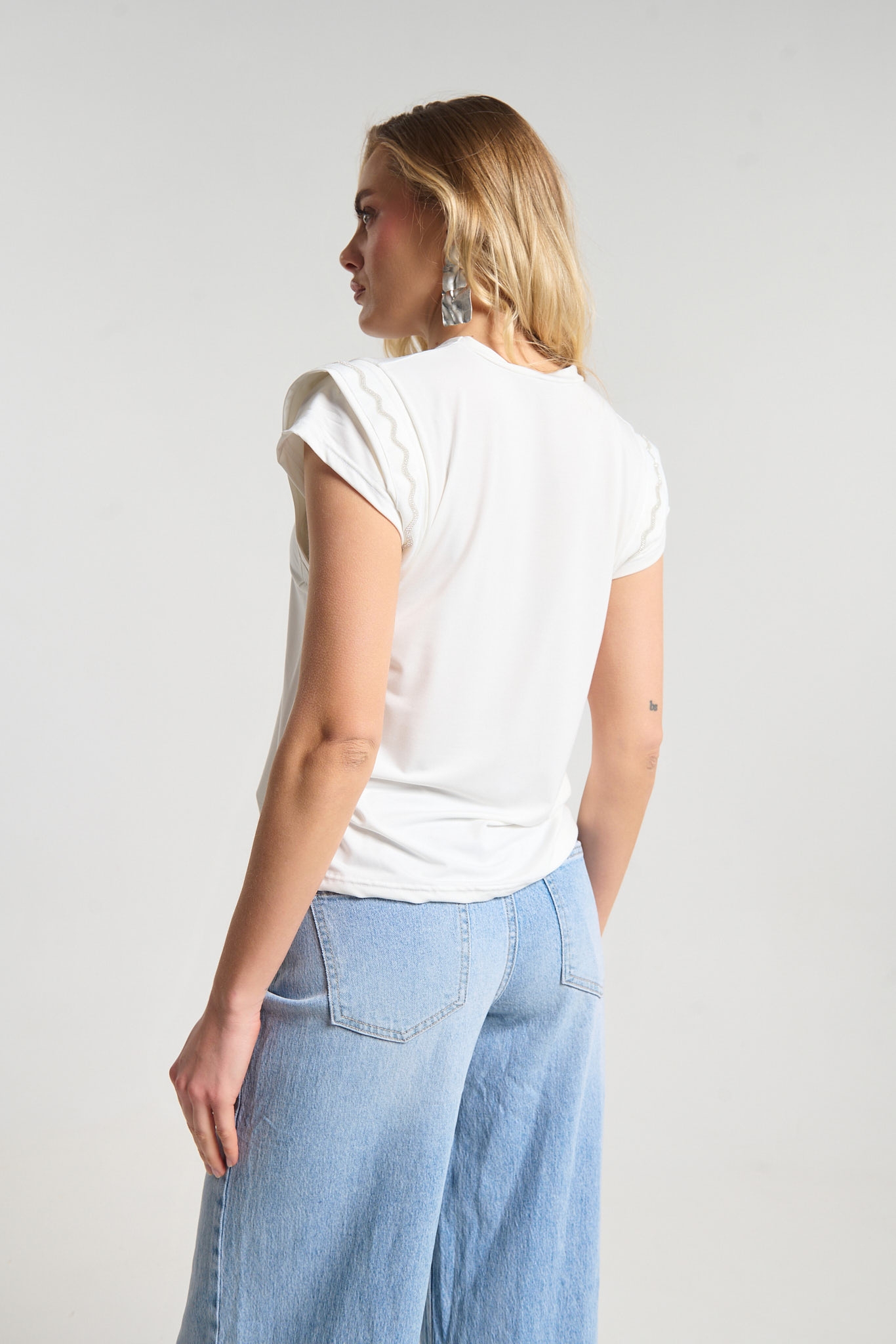 Μπλούζα Kellys Με Διακοσμητική Τρέσα Στα Μανίκια