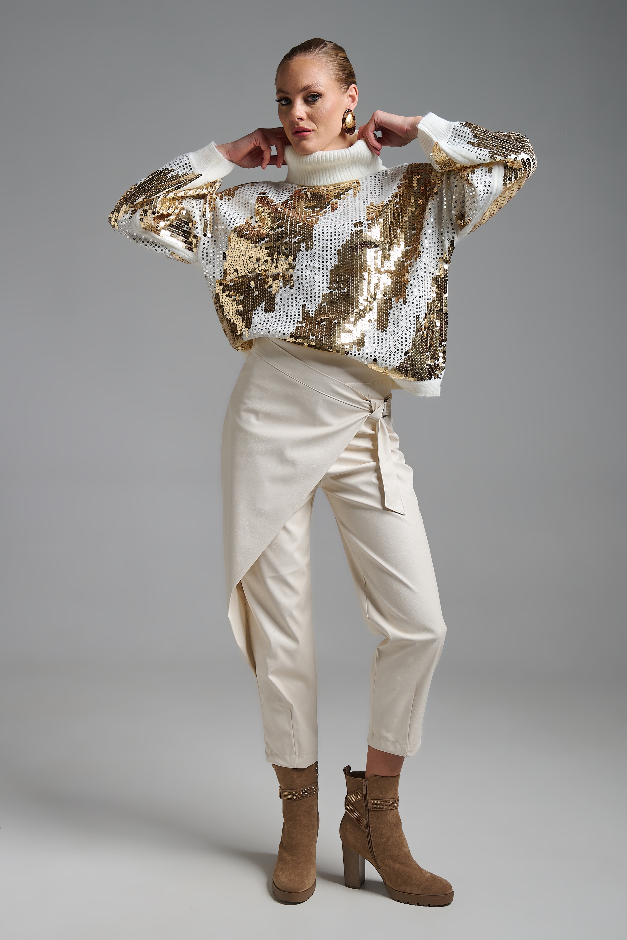 Women’s Faux Leather Wrap Cut Pants Kellys