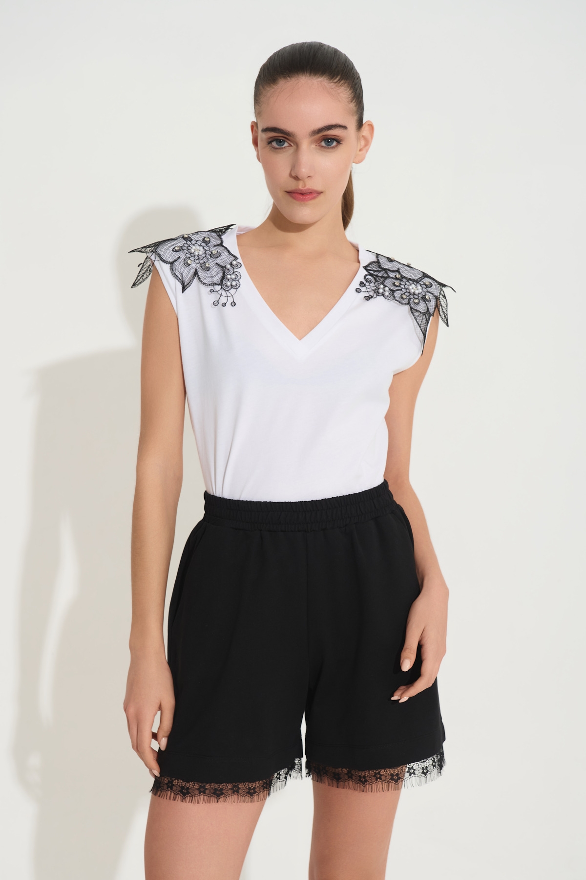 Μπλούζα DEJAVU Με Δαντέλα Στους Ώμους