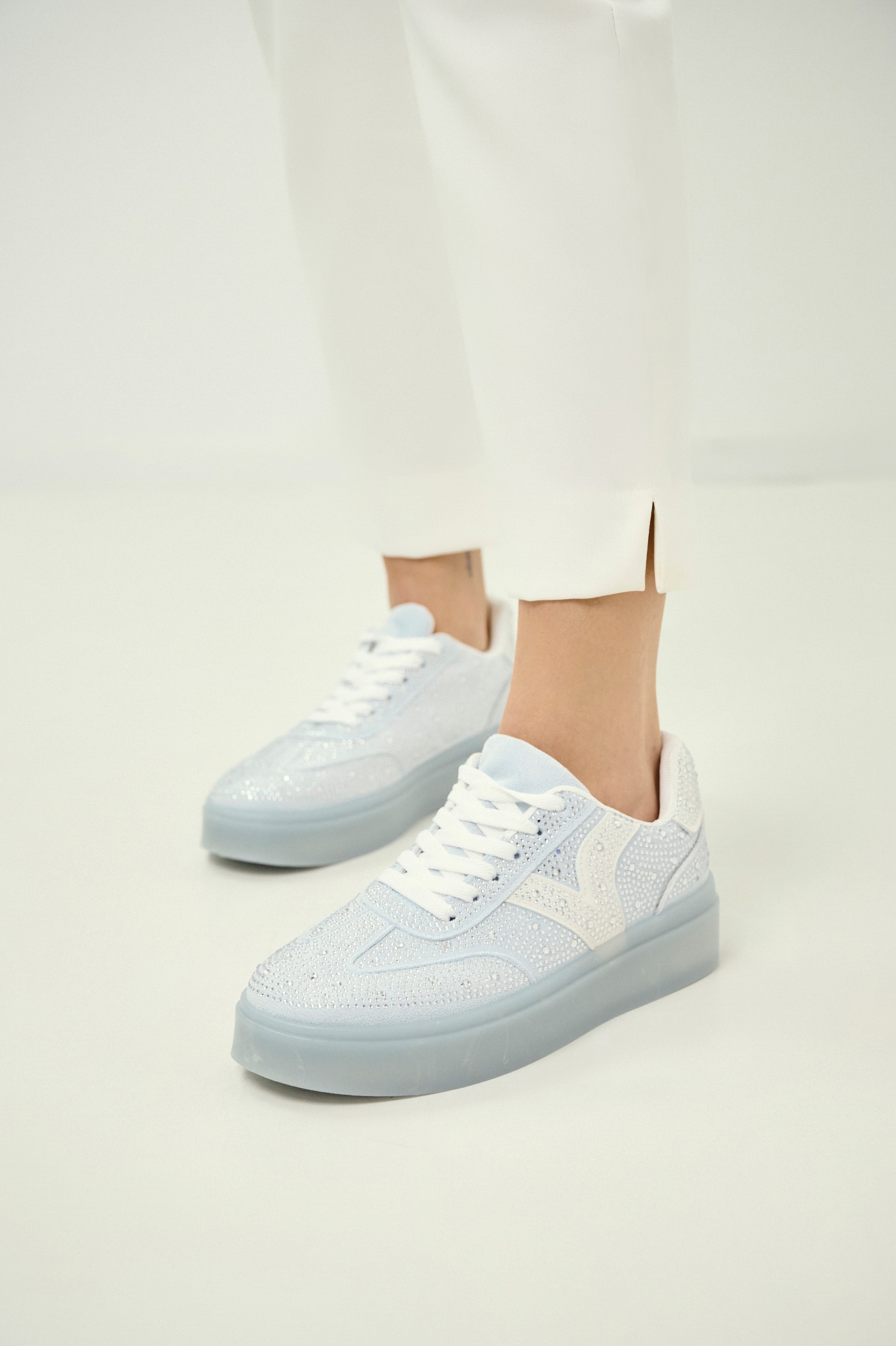 Sneakers Platform Με Στρας Λογότυπο