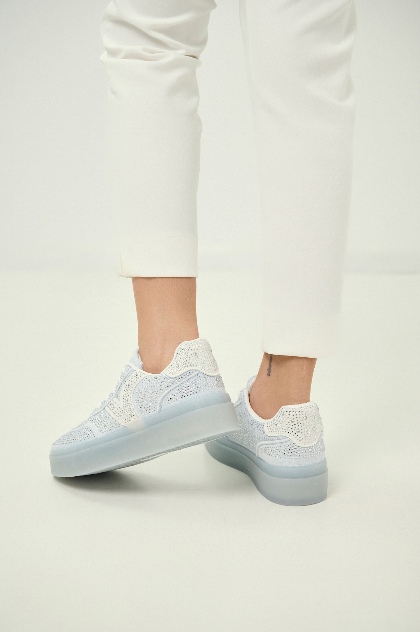 Sneakers Platform Με Στρας Λογότυπο