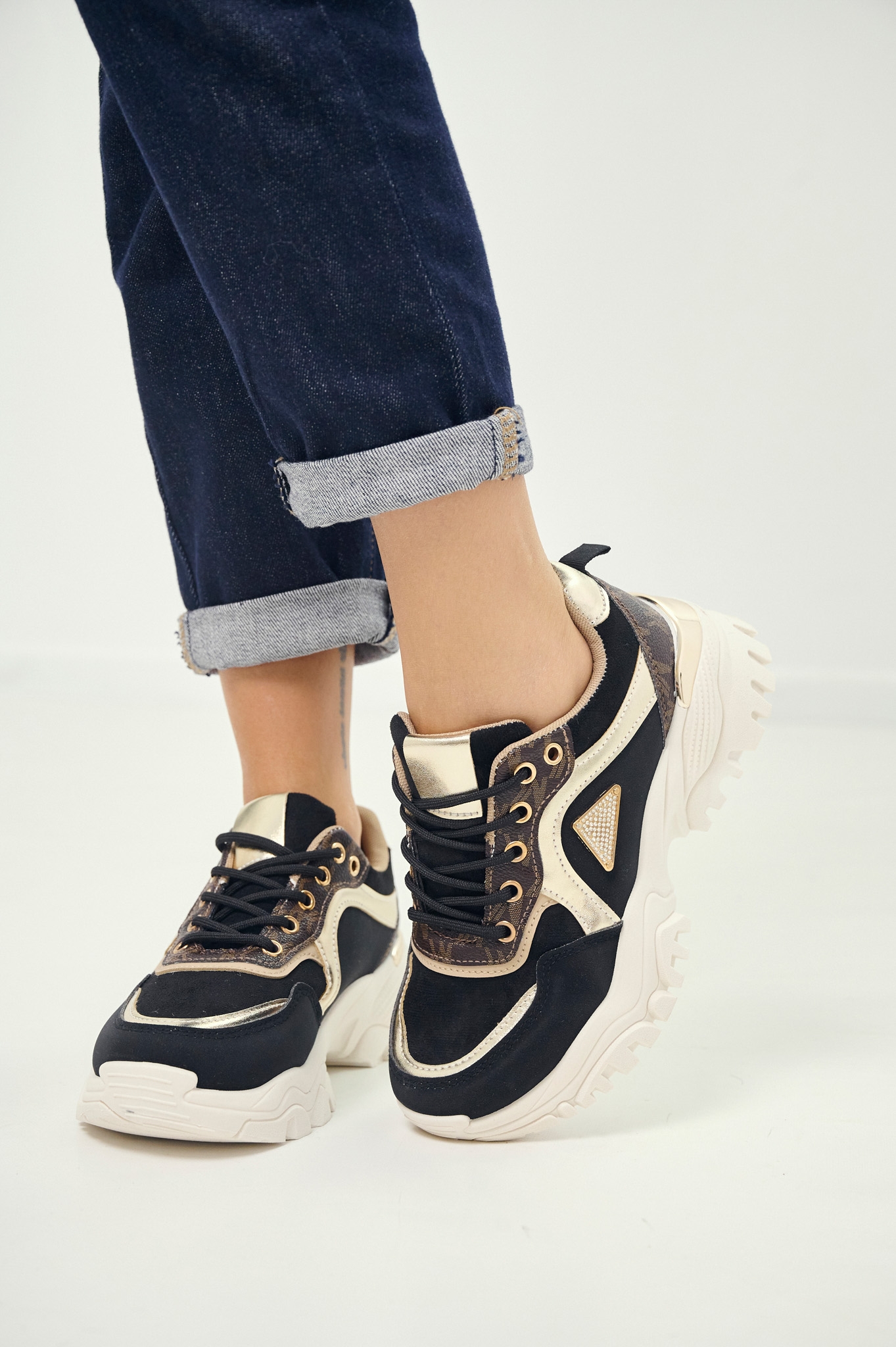 Sneakers Chunky Με Μεταλλικές Λεπτομέρειες & Στρας