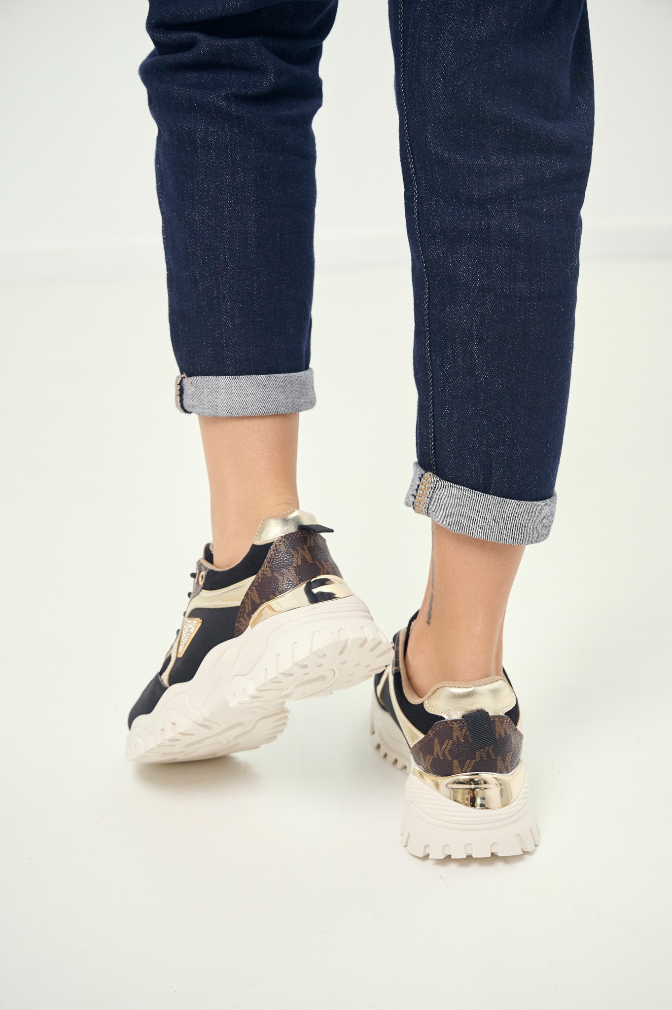 Sneakers Chunky Με Μεταλλικές Λεπτομέρειες & Στρας
