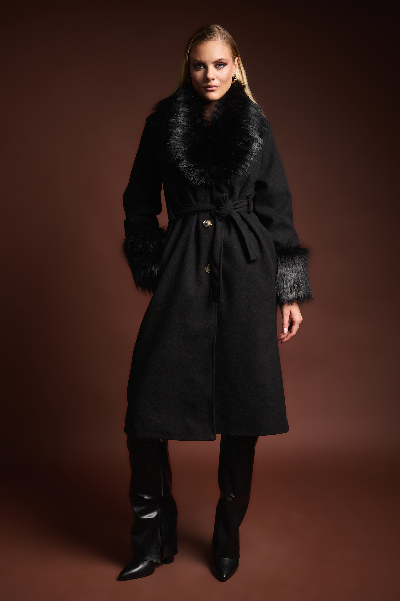 Παλτό Με Συνθετική Γούνα & Ζώνη