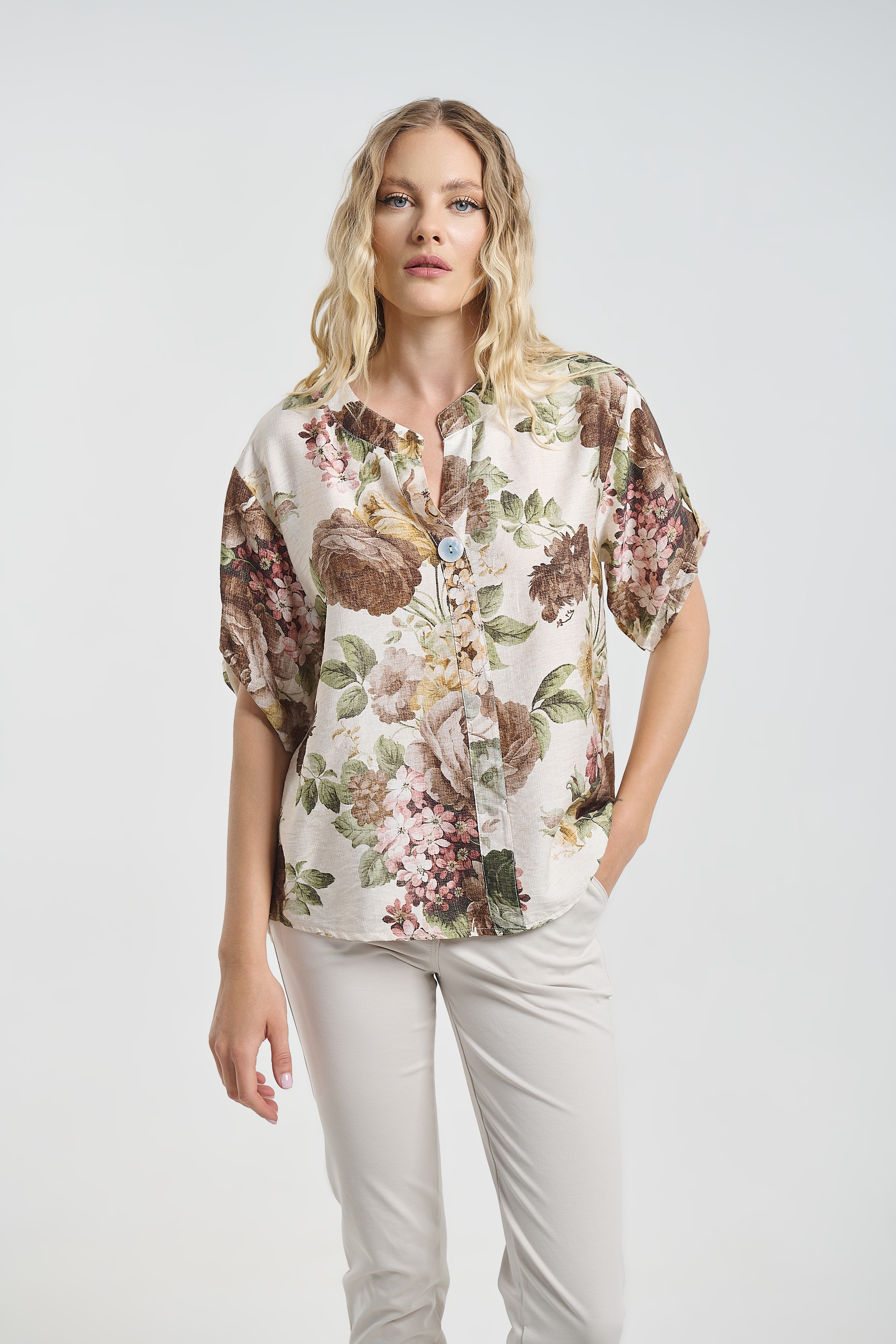 Μπλούζα Ασύμμετρη Floral Με Διακοσμητικό Κουμπί 