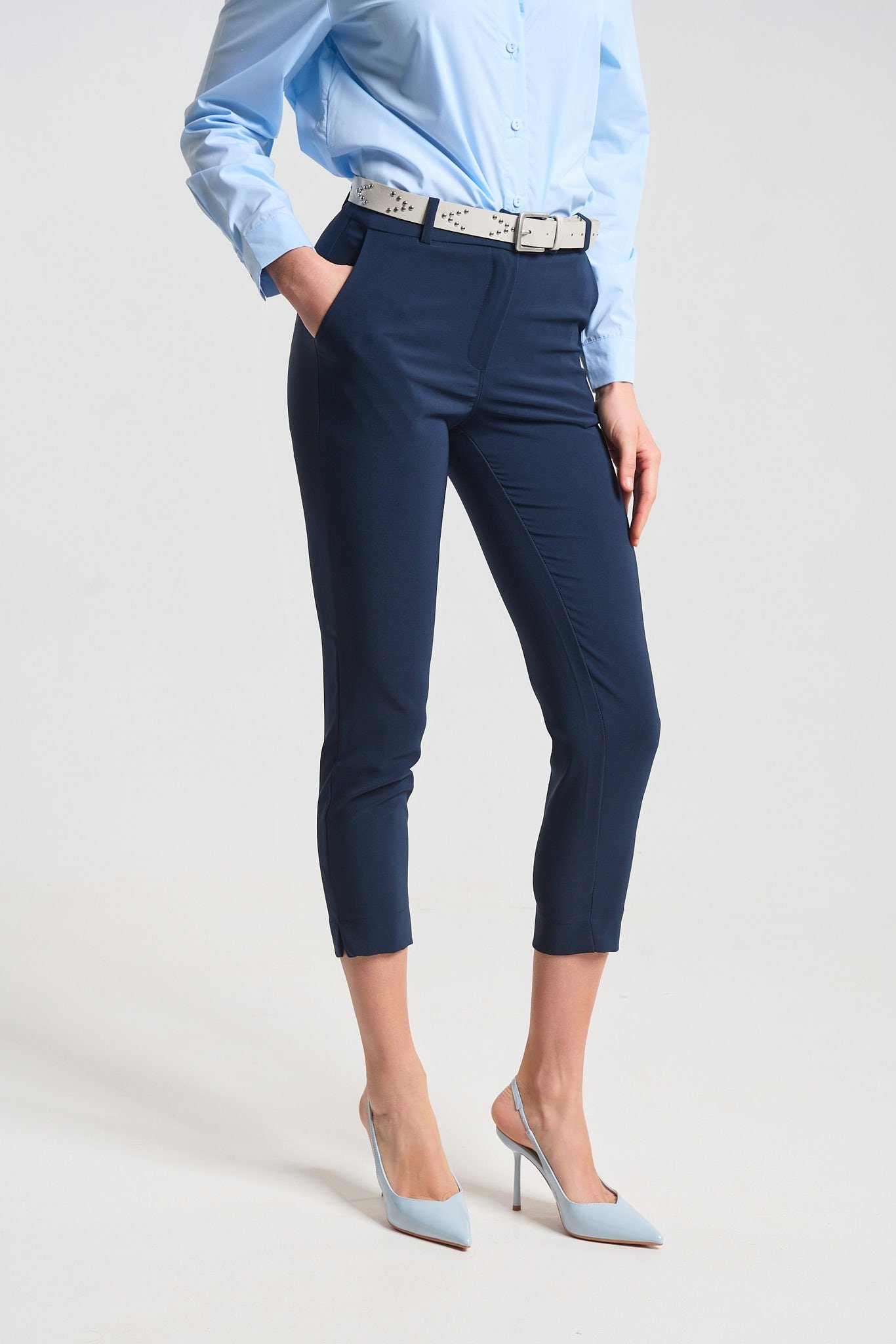 Παντελόνι Tailored Slim Fit Με Ζώνη