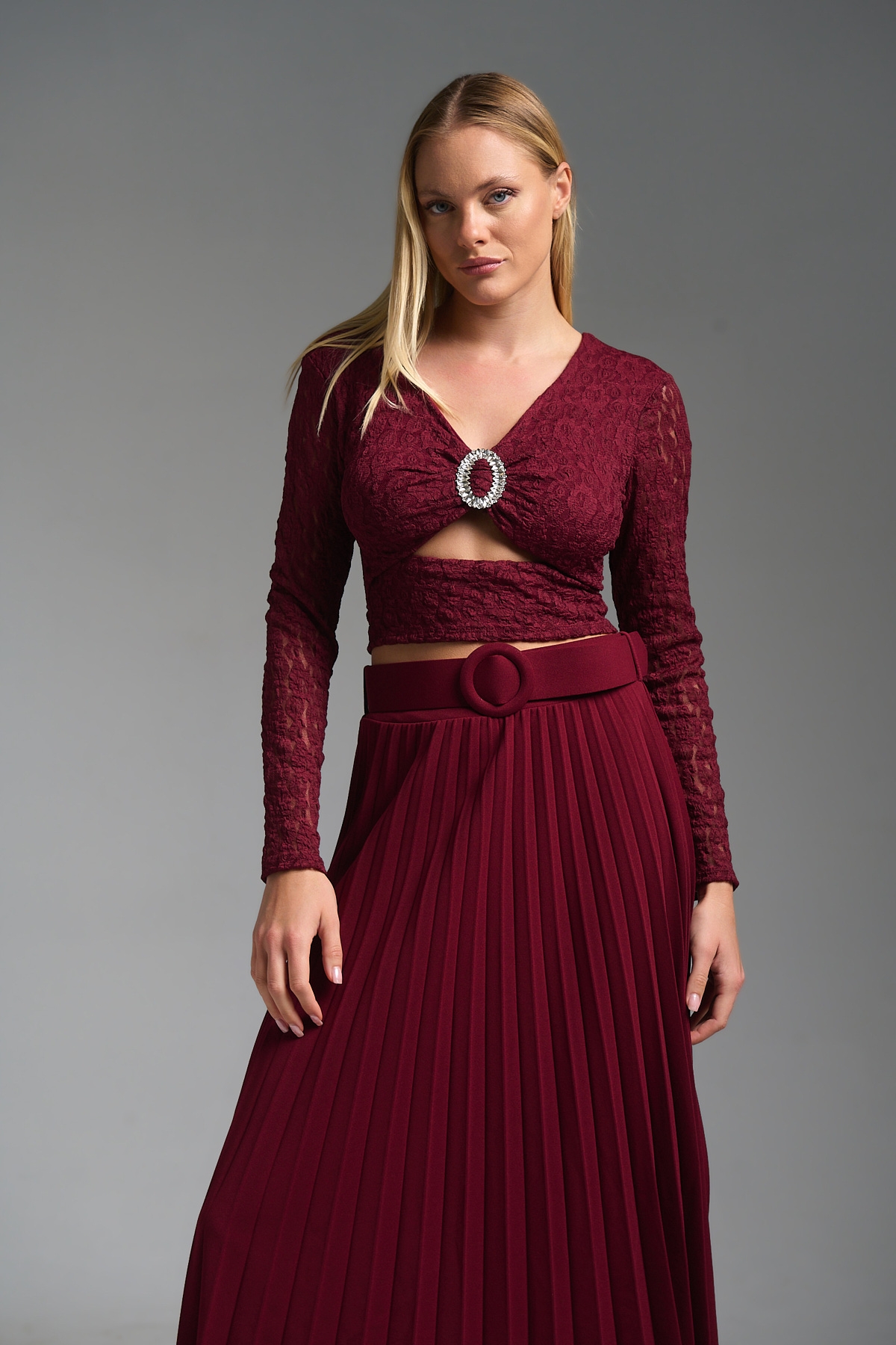 Μπλούζα Crop Δαντέλα Με Cups & Στρας Διακόσμηση