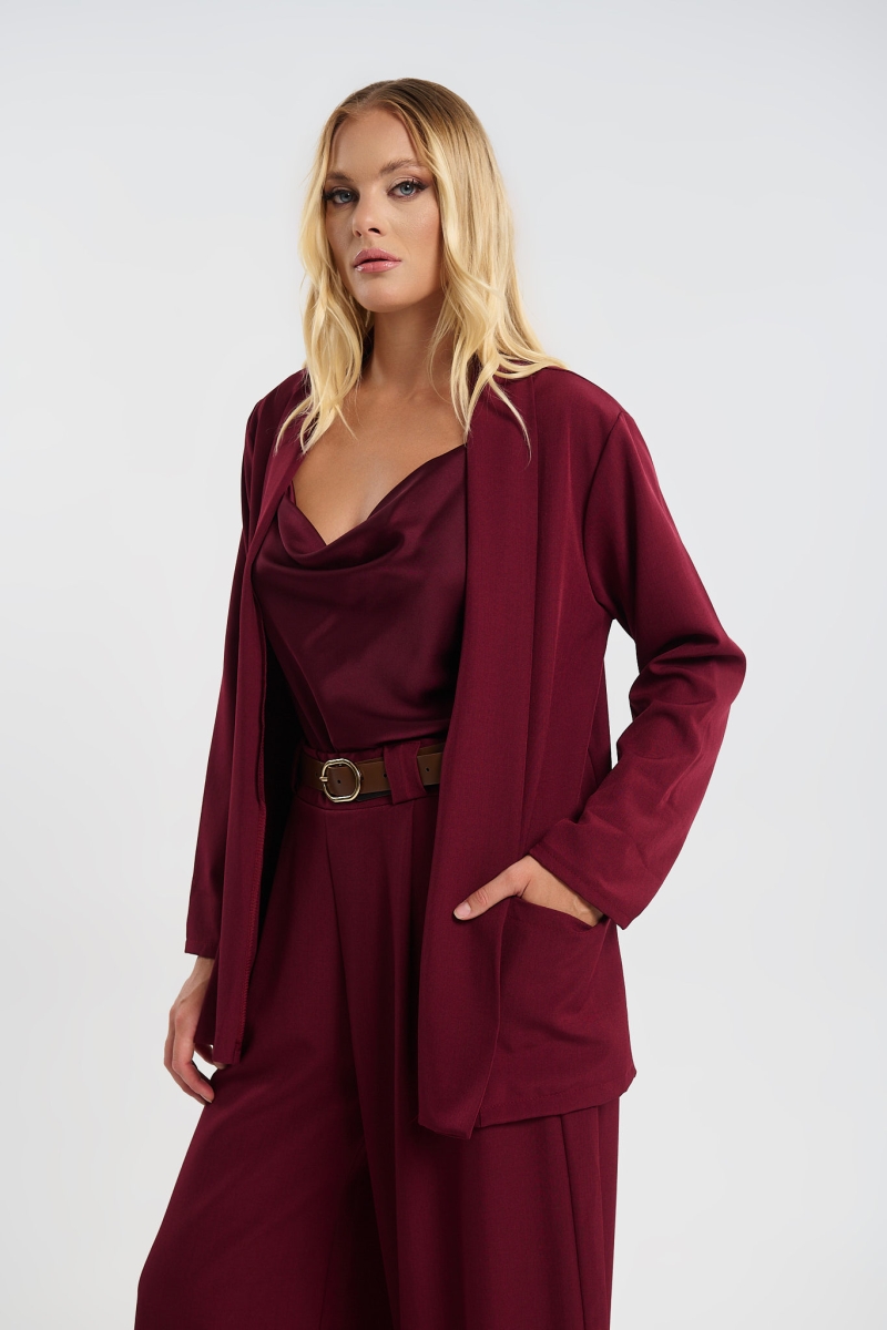 Women’s Straight-Line Blazer with Pockets