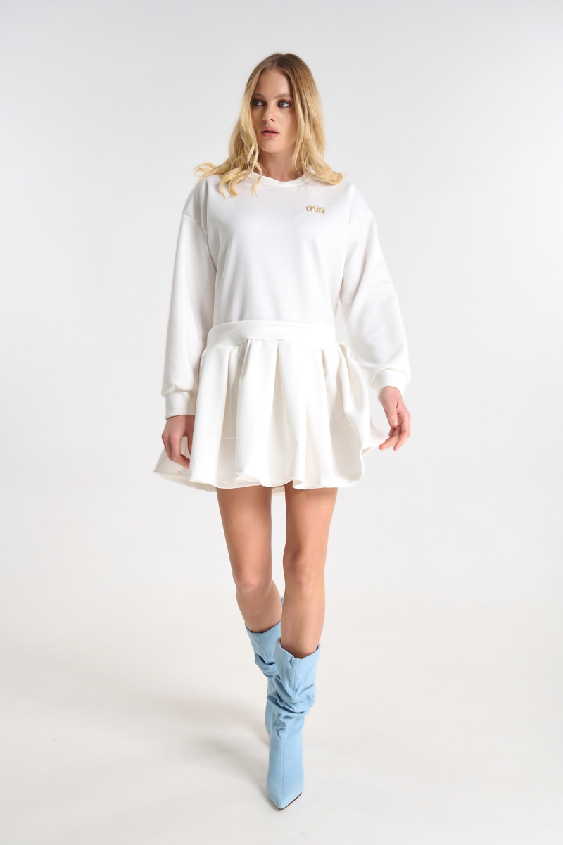 Φόρεμα Με Πλισέ Λεπτομέρεια Και Καρφίτσα