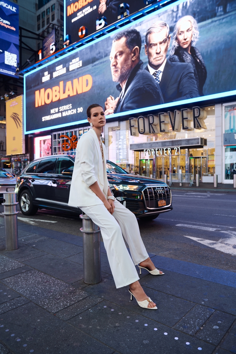 Παντελόνι Με Τσάκιση Designed by Kellys