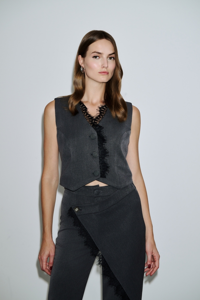 Γιλέκο Με Δαντέλα & Κουμπιά DELAVU