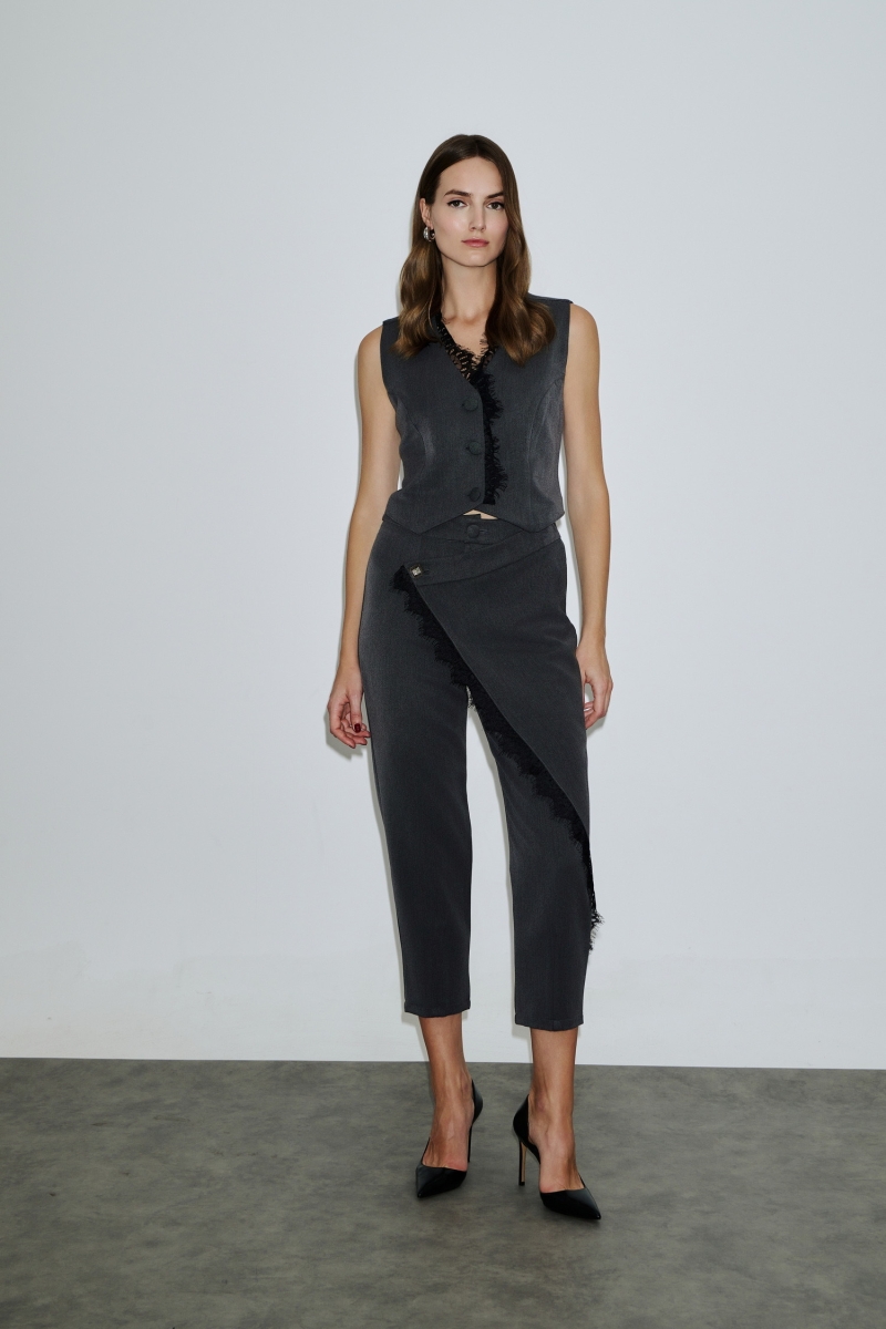 Γιλέκο Με Δαντέλα & Κουμπιά DELAVU