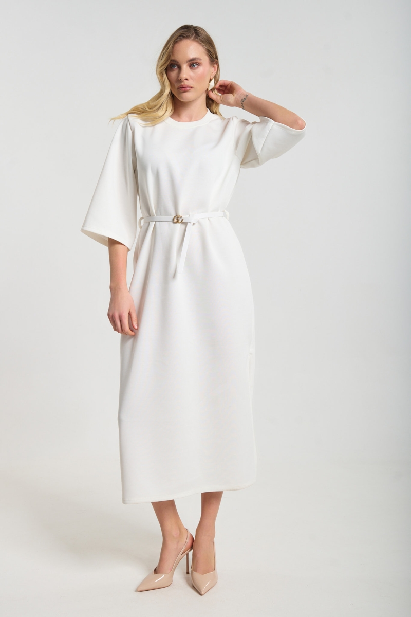 Φόρεμα Με Ζώνη & Σκίσιμο Στο Πλάι