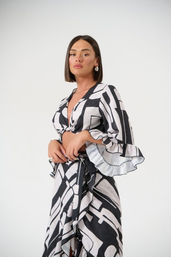 Wrap Top With Geometrical Design And Ruffles