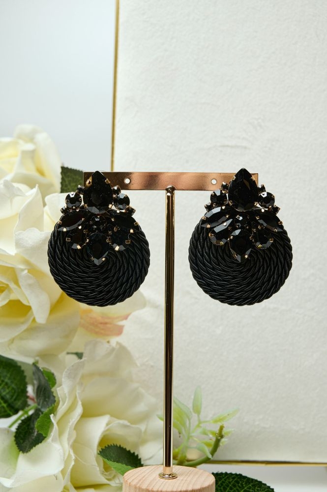 Earring With Knitted Part And Stones