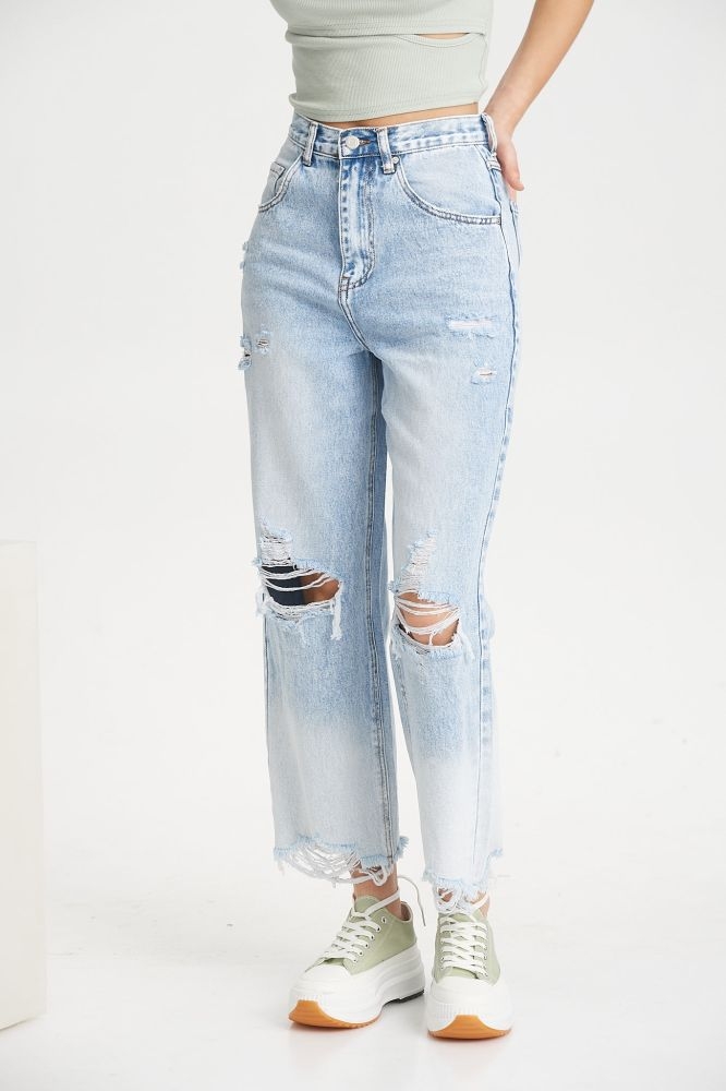 Buggy Ripped Jeans