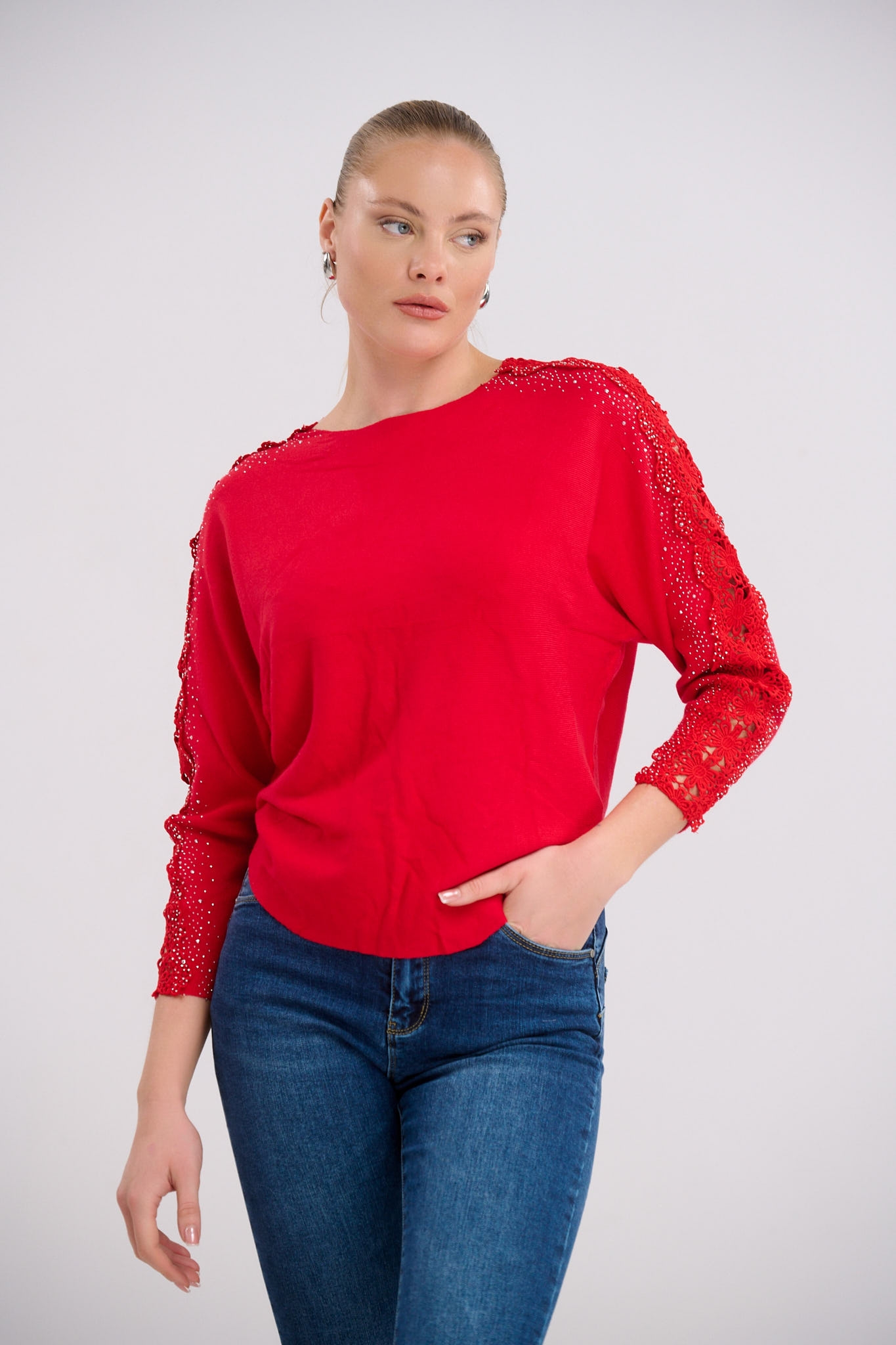 Longsleeve With Knitted Flowers