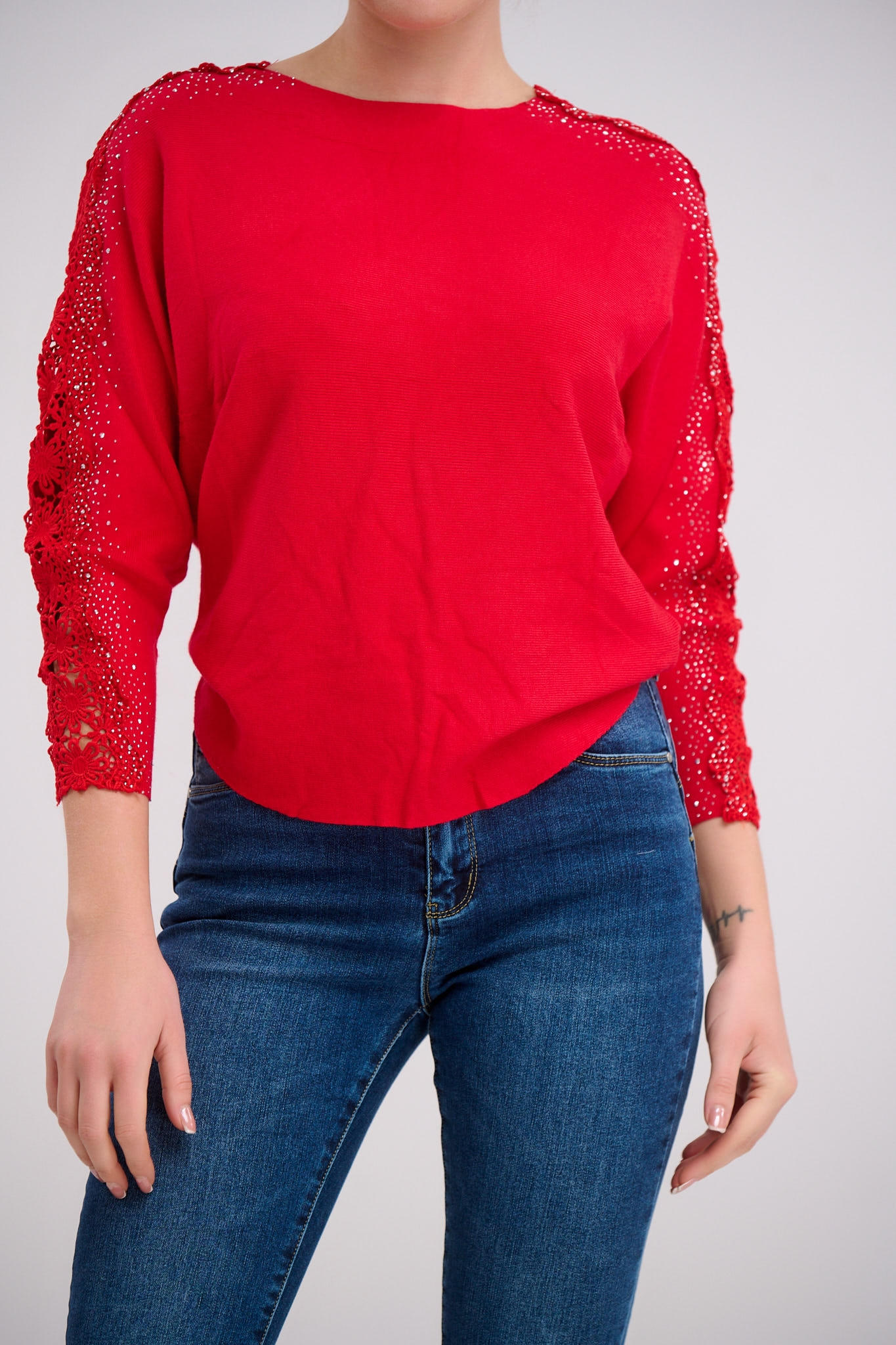 Longsleeve With Knitted Flowers